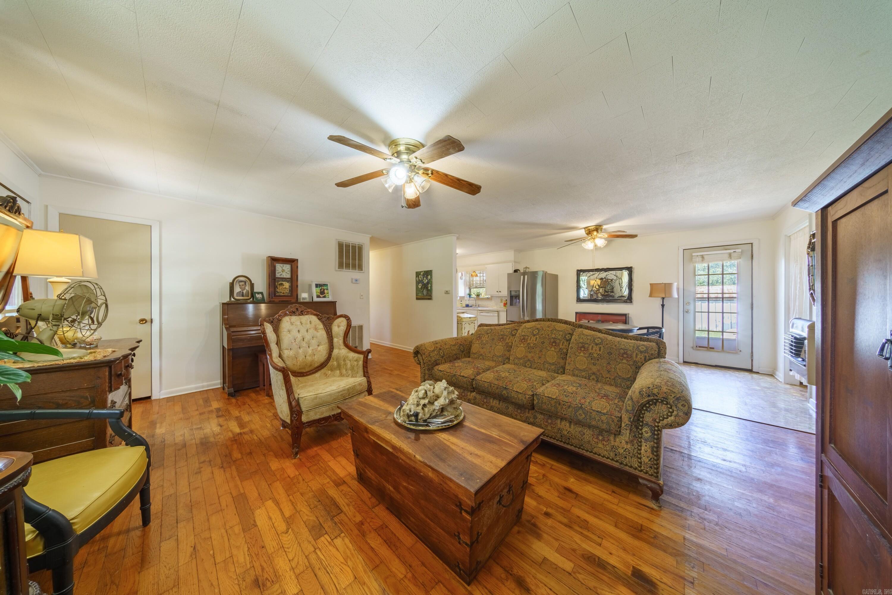 2132 Arkansas 230 Highway  Strawberry, AR