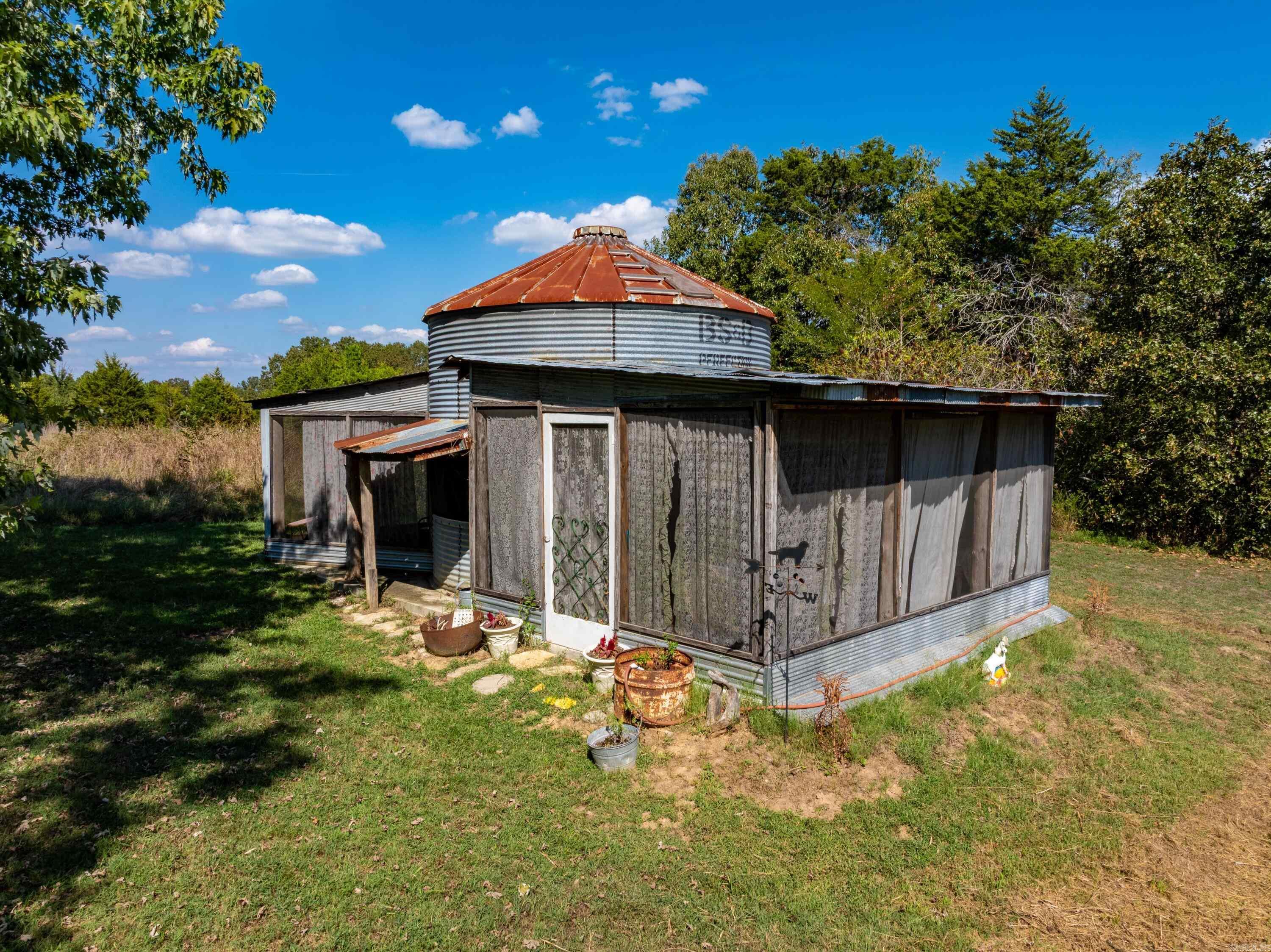 2132 Arkansas 230 Highway  Strawberry, AR