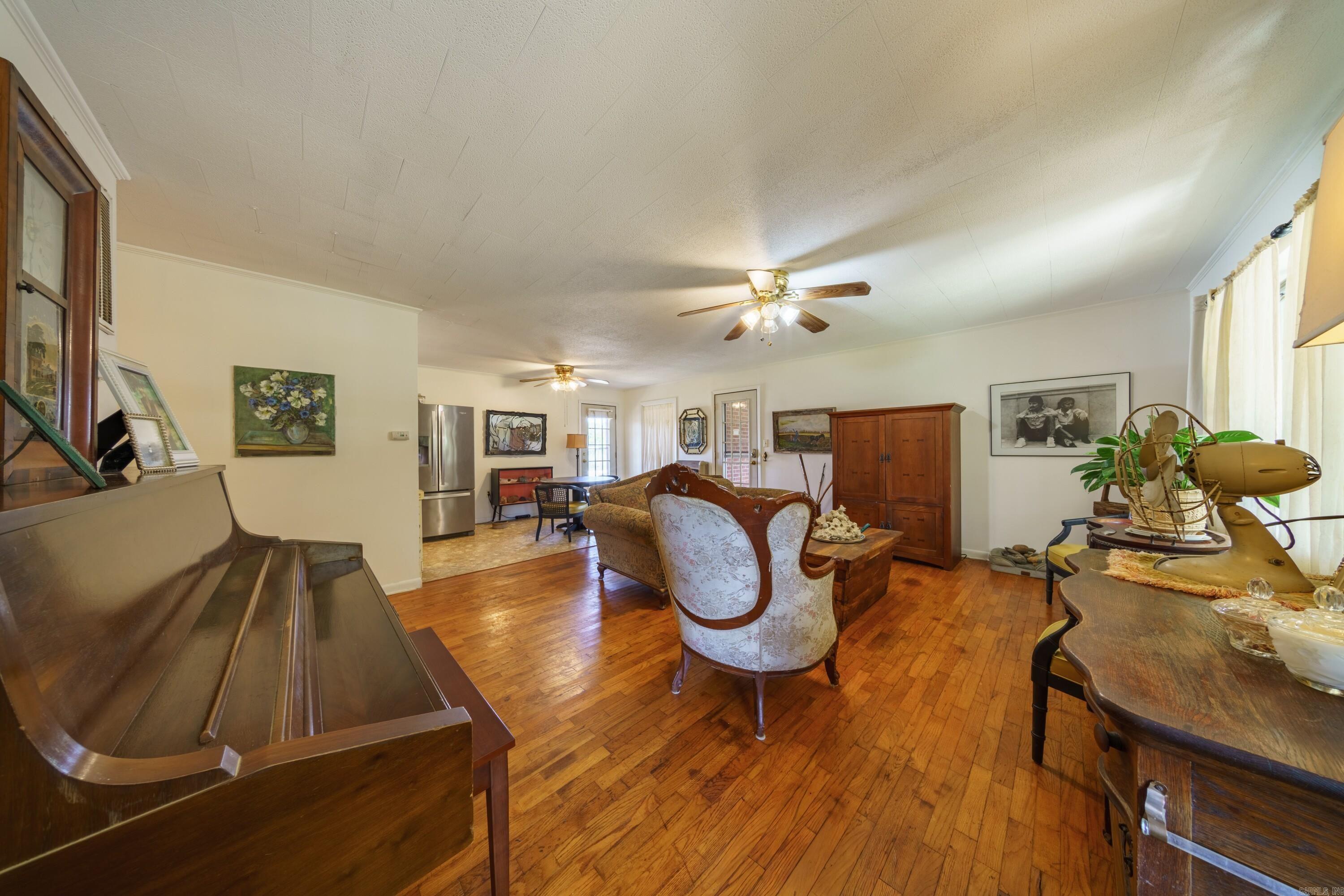 2132 Arkansas 230 Highway  Strawberry, AR