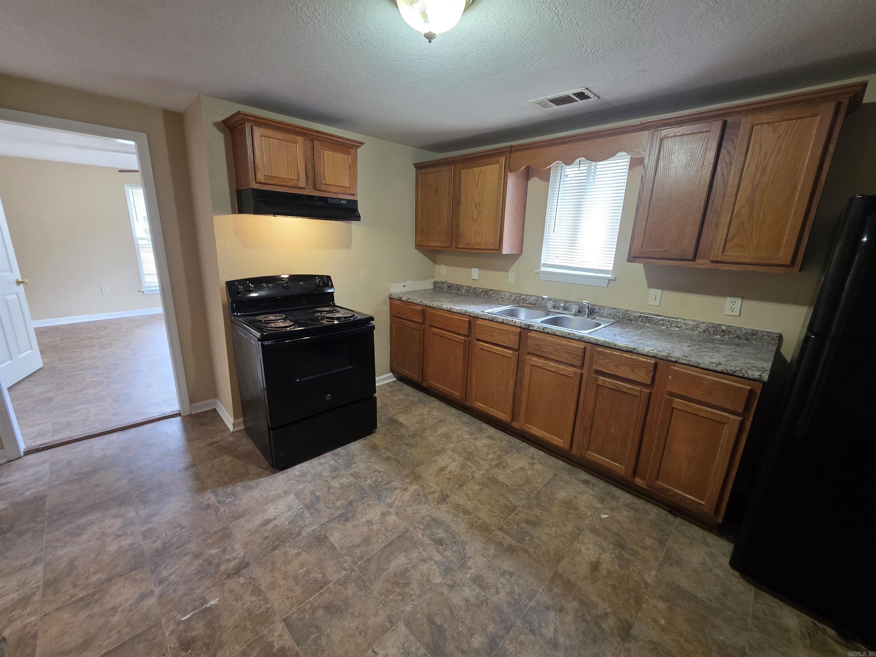 804 W 37th  North Little Rock, AR