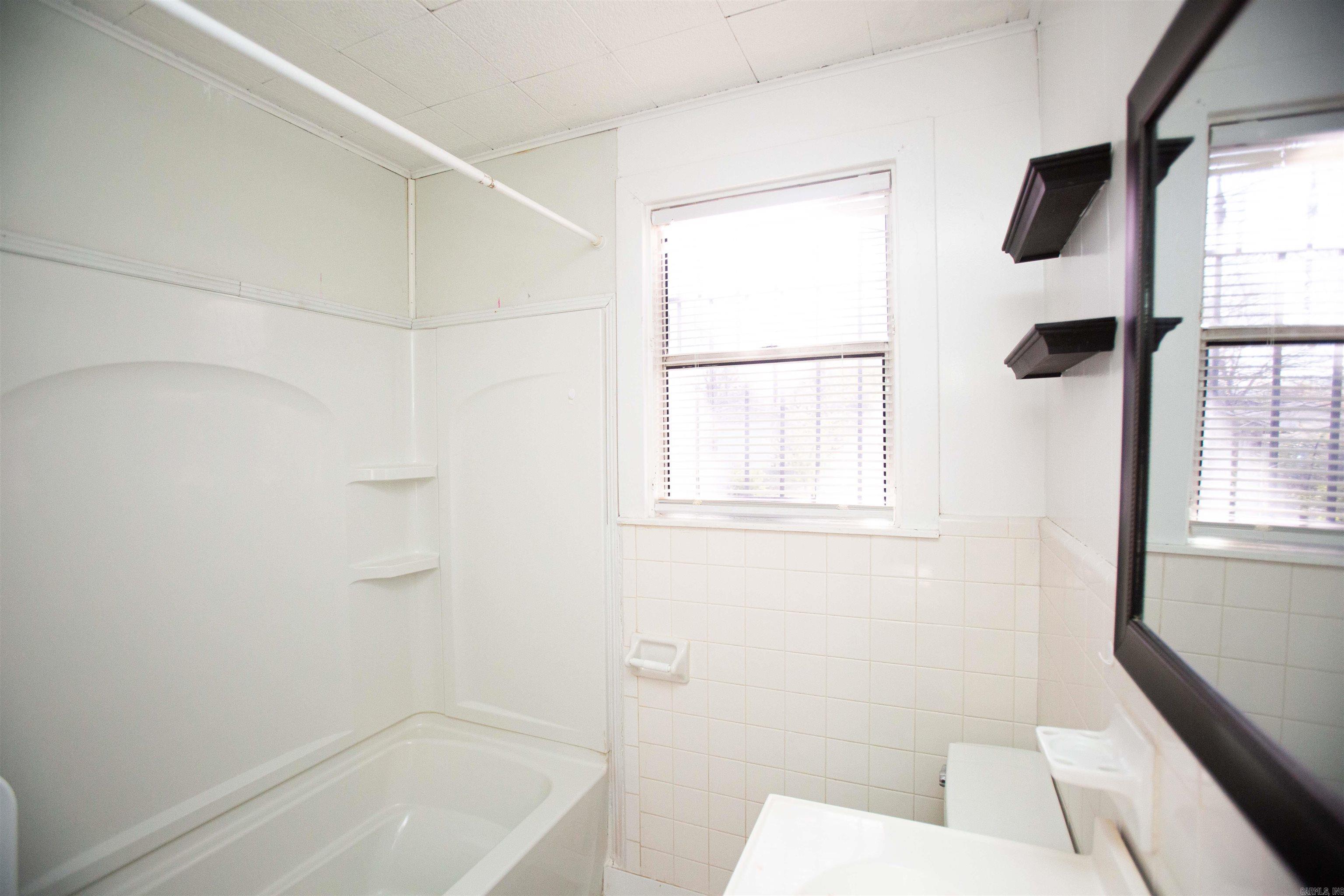 5413 N Main  North Little Rock, AR