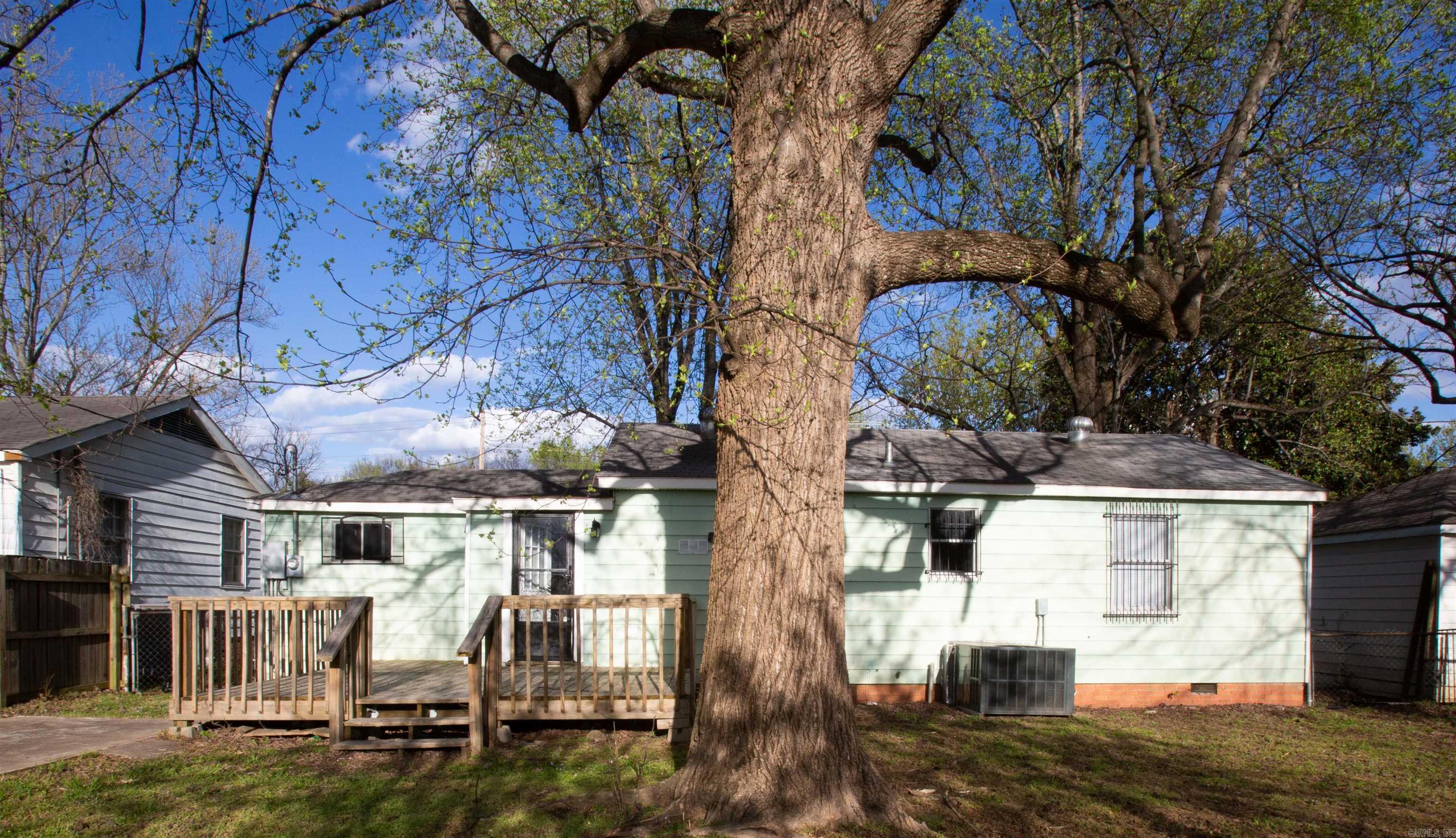 5413 N Main  North Little Rock, AR