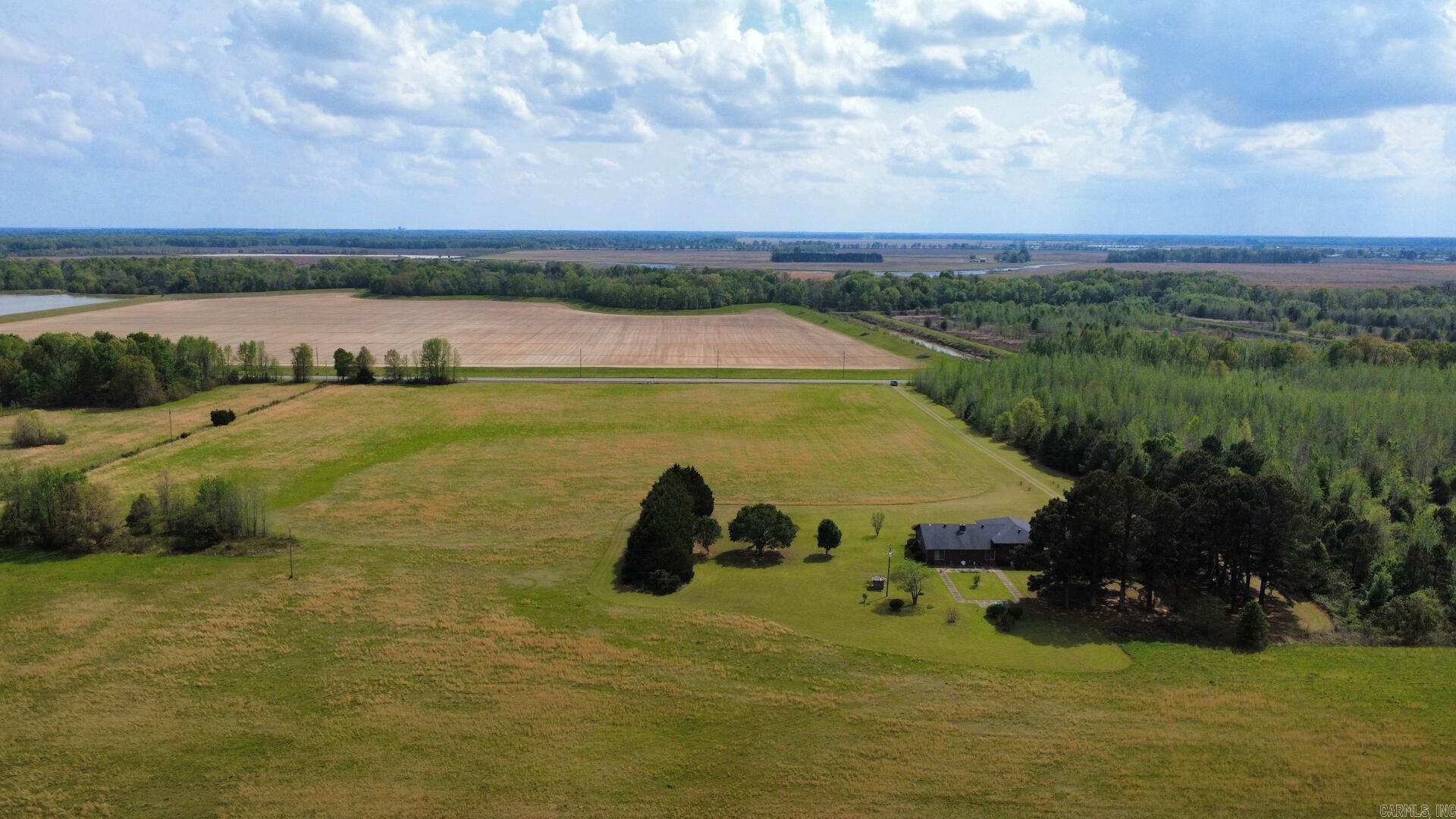 2664 W AR Hwy 236 Lonoke, AR 72086