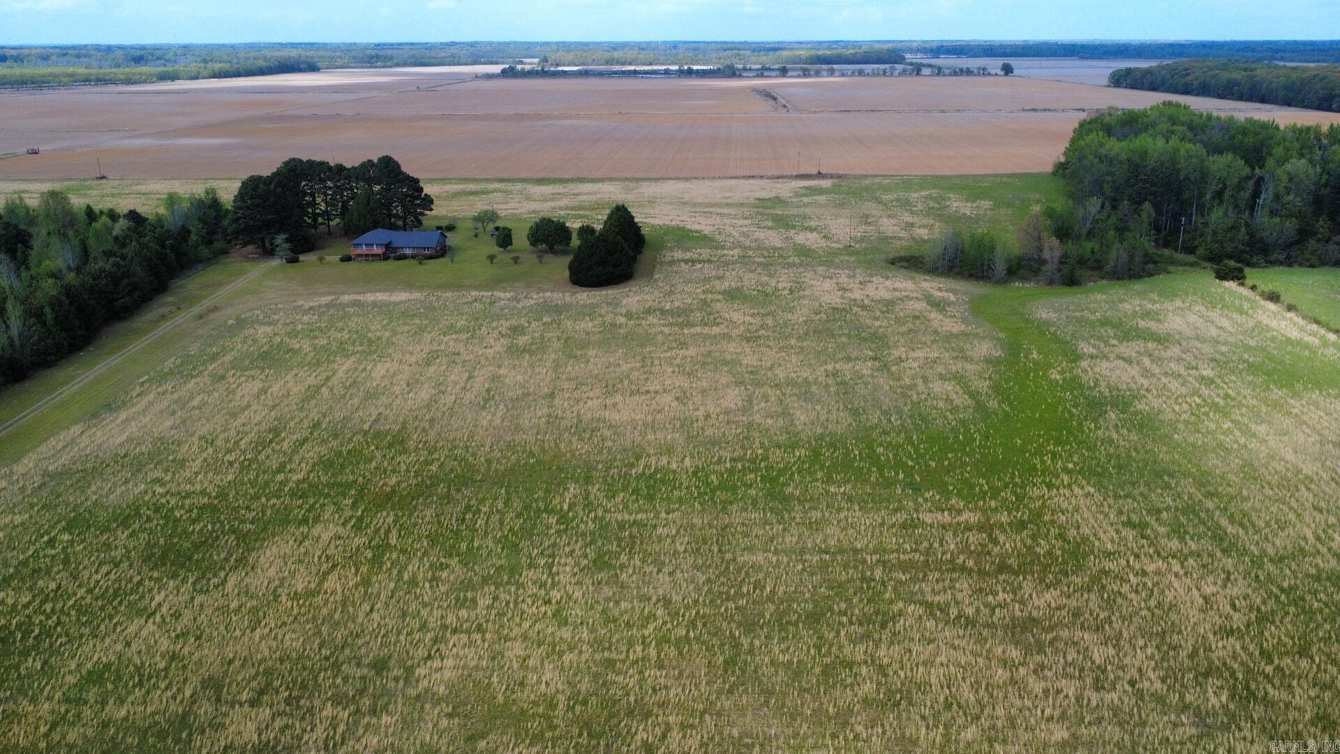 2664 W AR Hwy 236 Lonoke, AR 72086