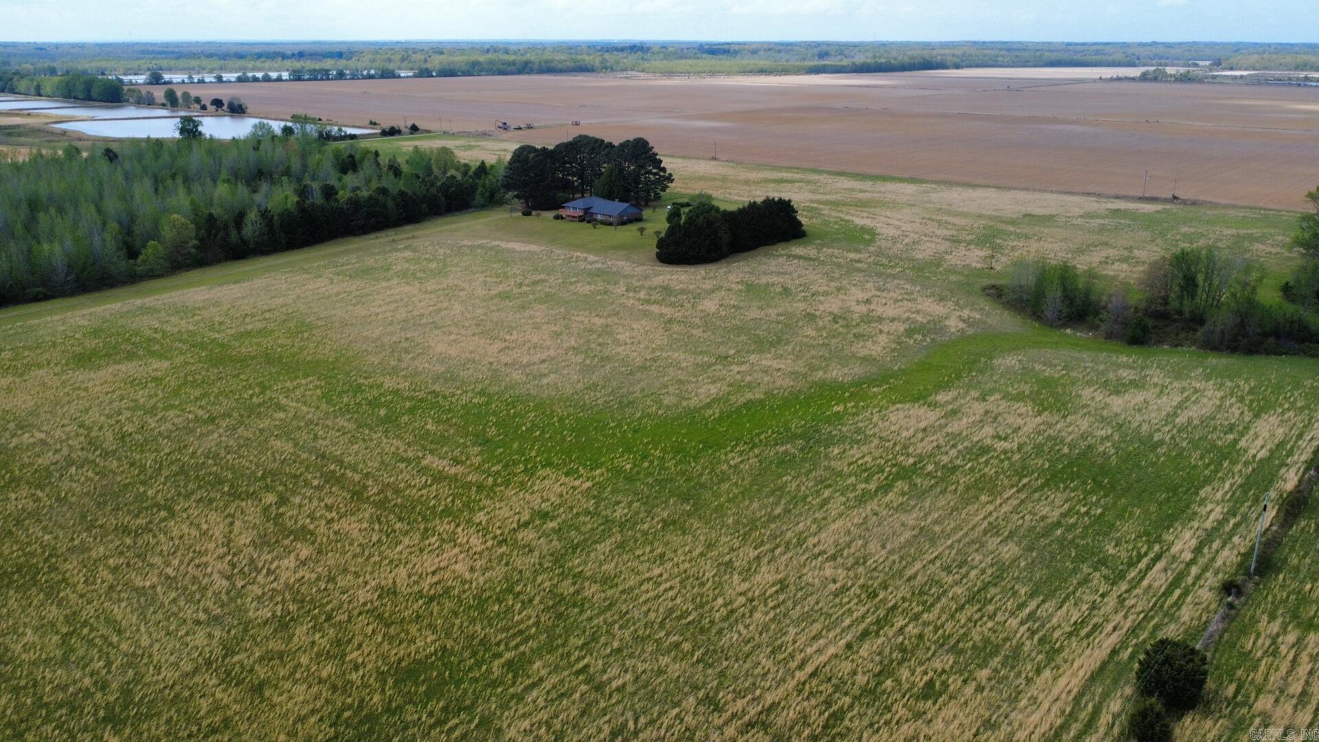 2664 W AR Hwy 236 Lonoke, AR 72086