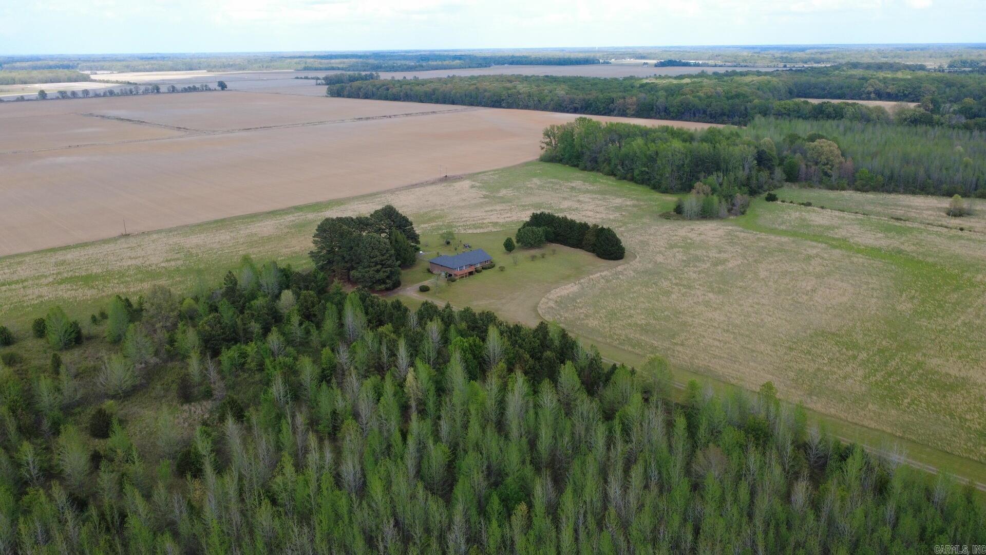 2664 W AR Hwy 236 Lonoke, AR 72086