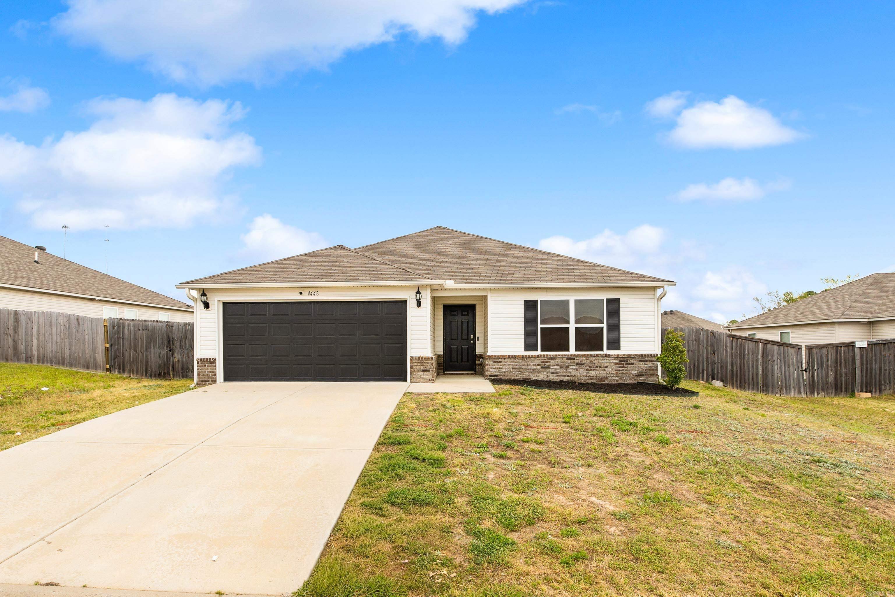 4448 Olympic Dr  Benton, AR