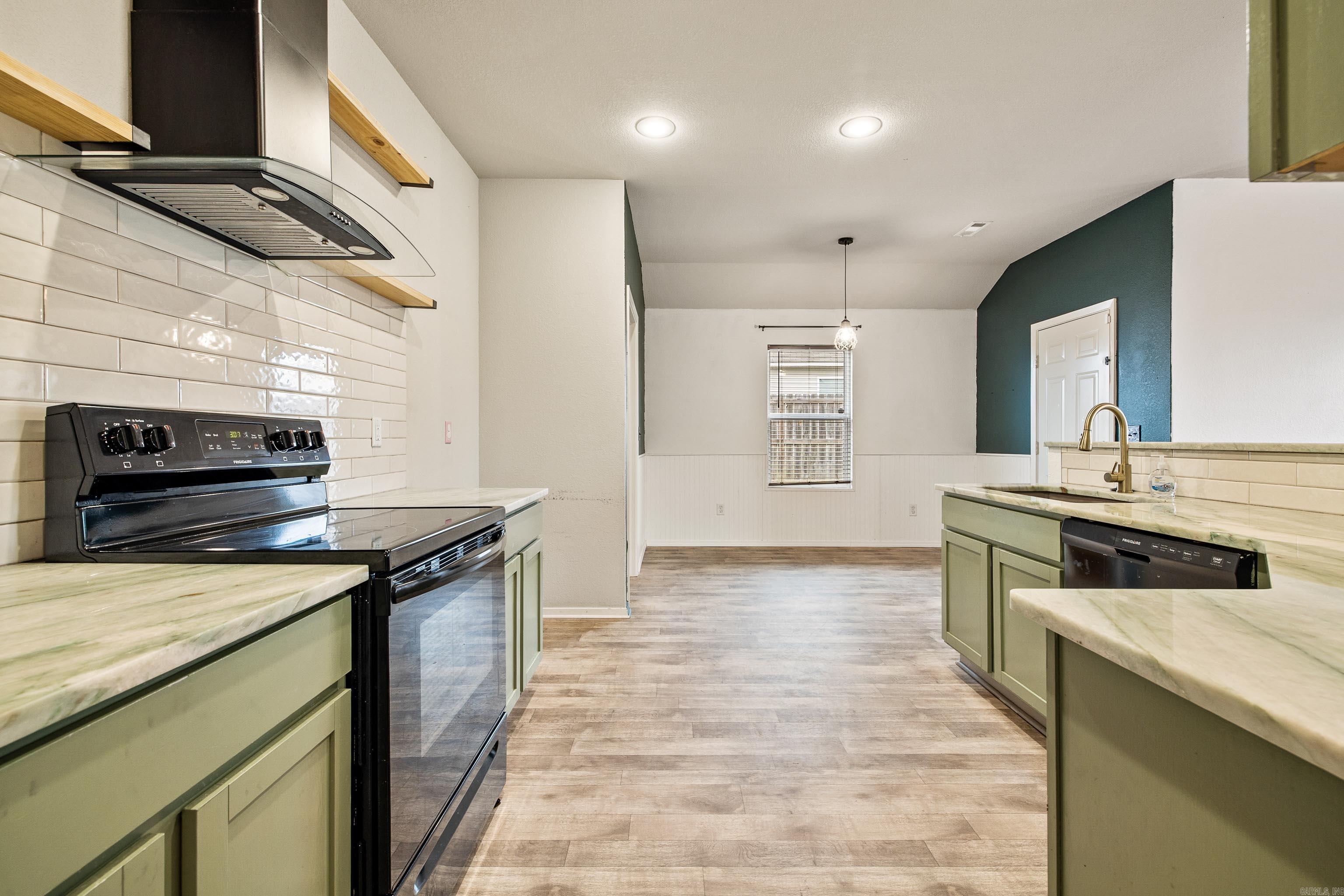 4448 Olympic Dr  Benton, AR