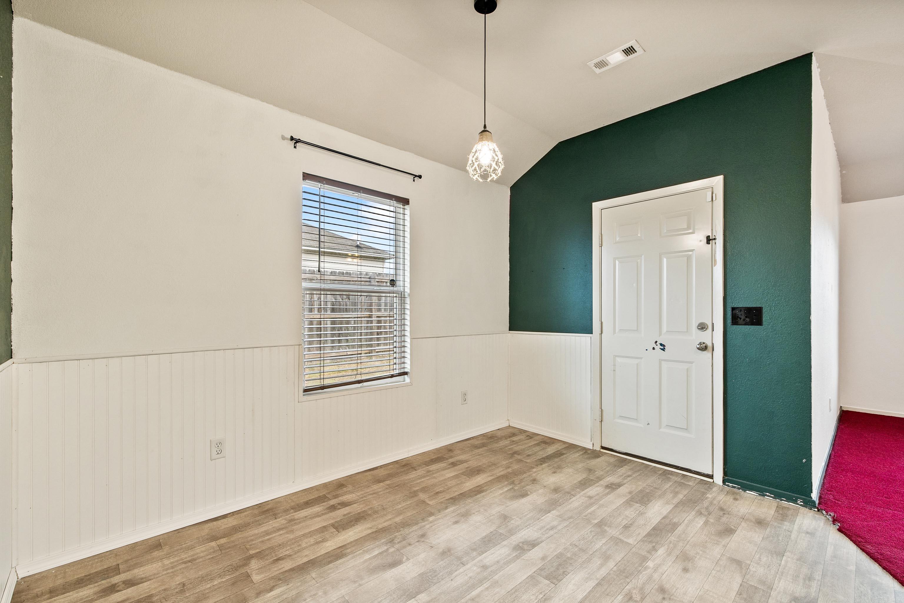 4448 Olympic Dr  Benton, AR