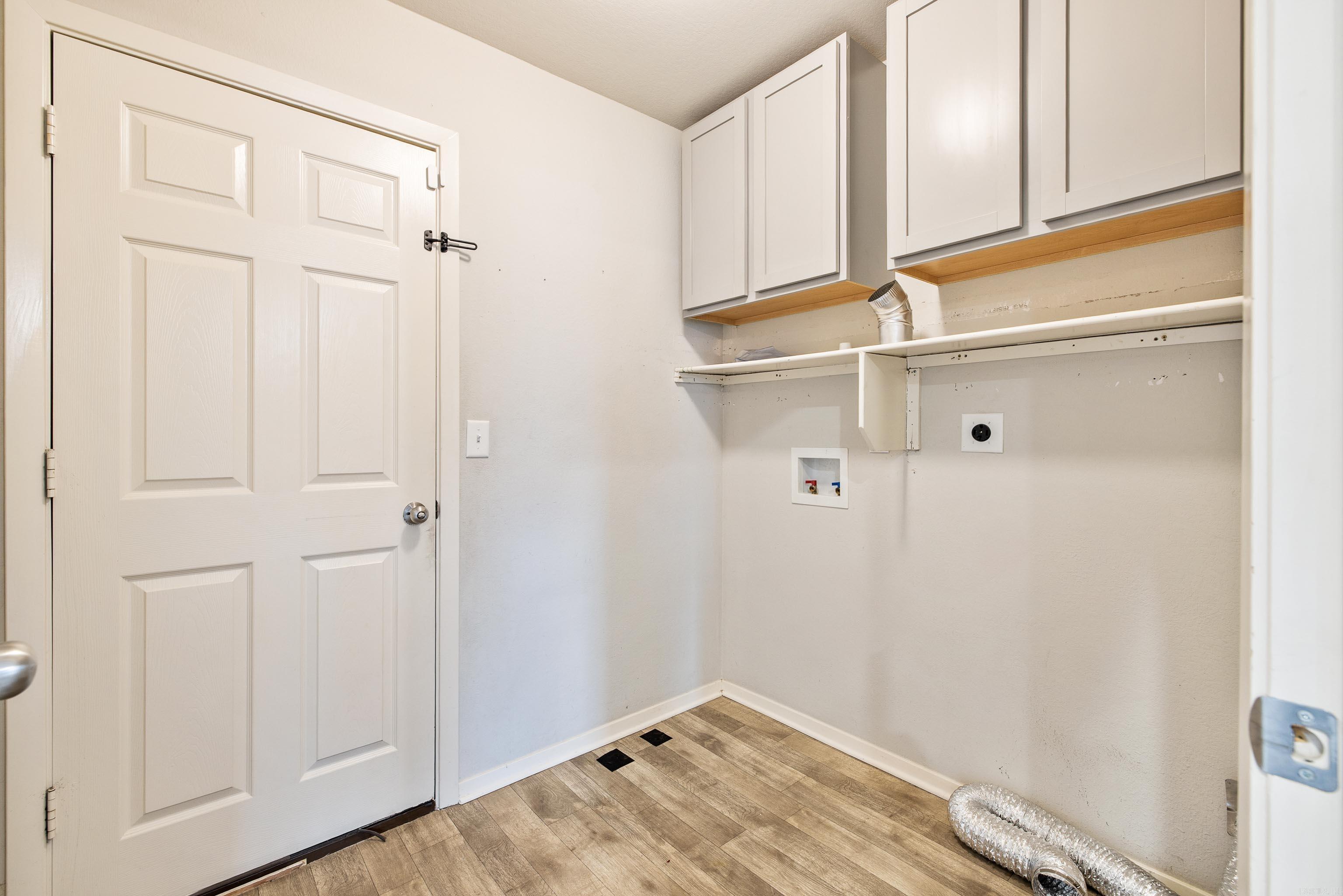 4448 Olympic Dr  Benton, AR