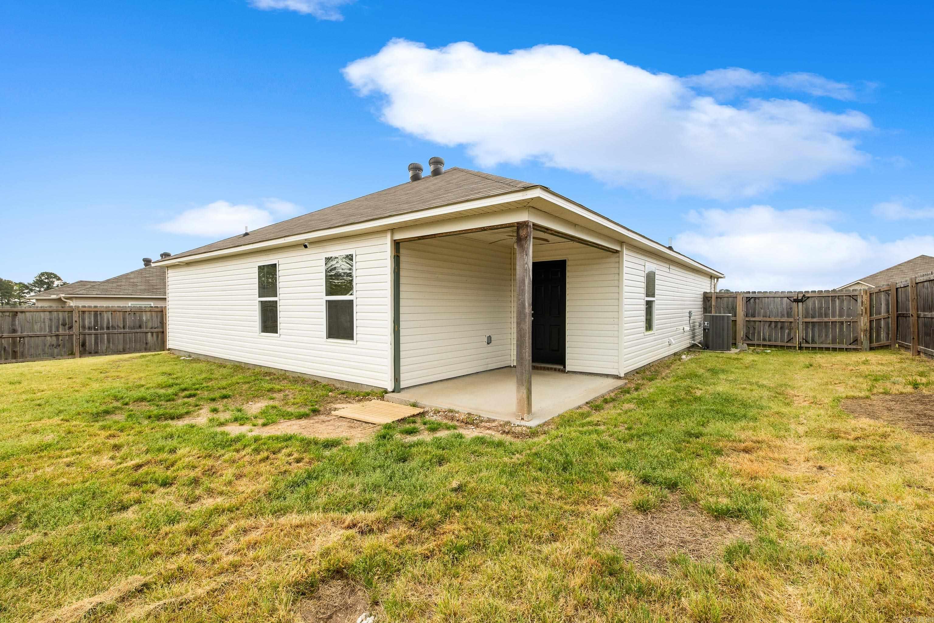 4448 Olympic Dr  Benton, AR