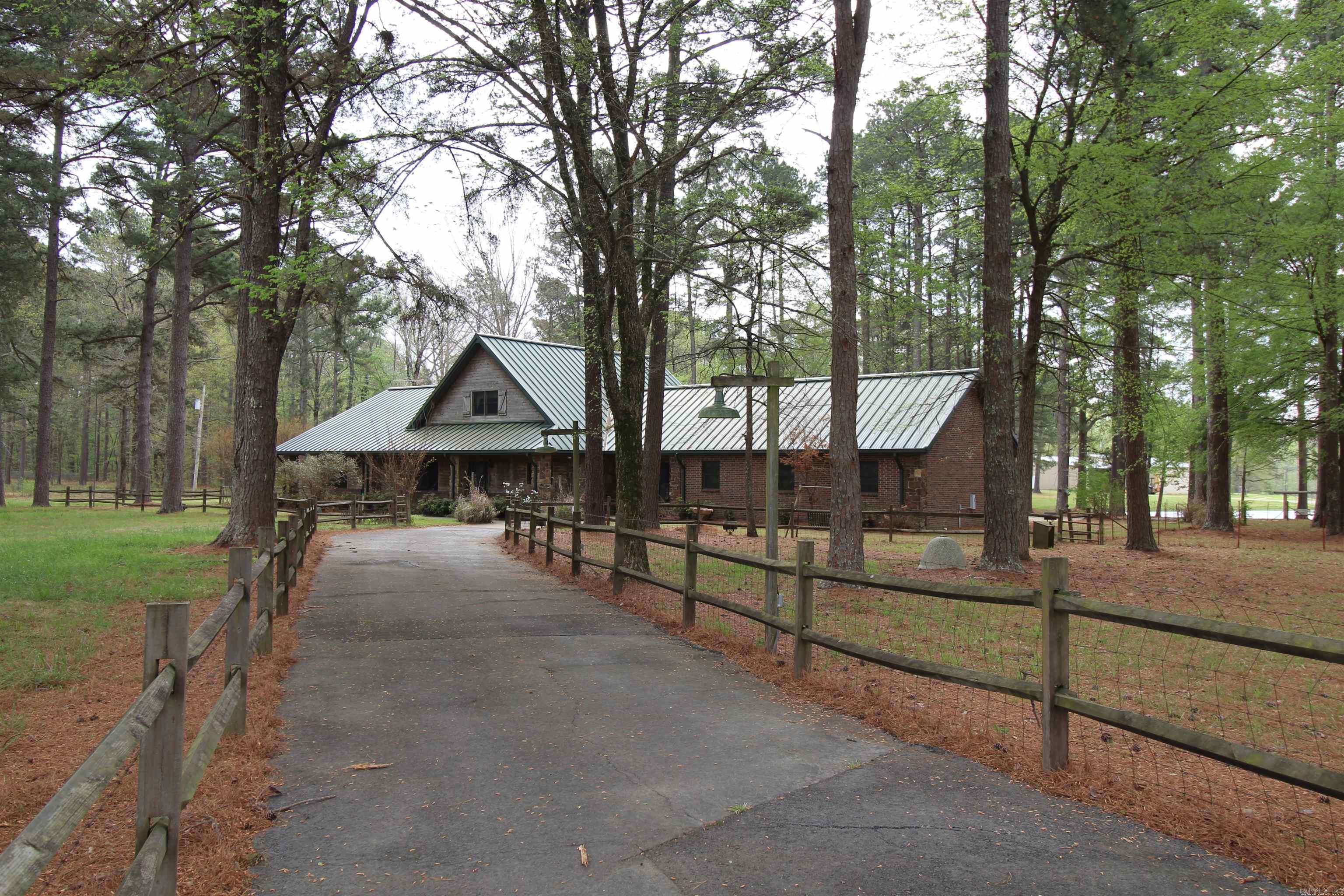 1376 Grant 56 Sheridan, AR 72150