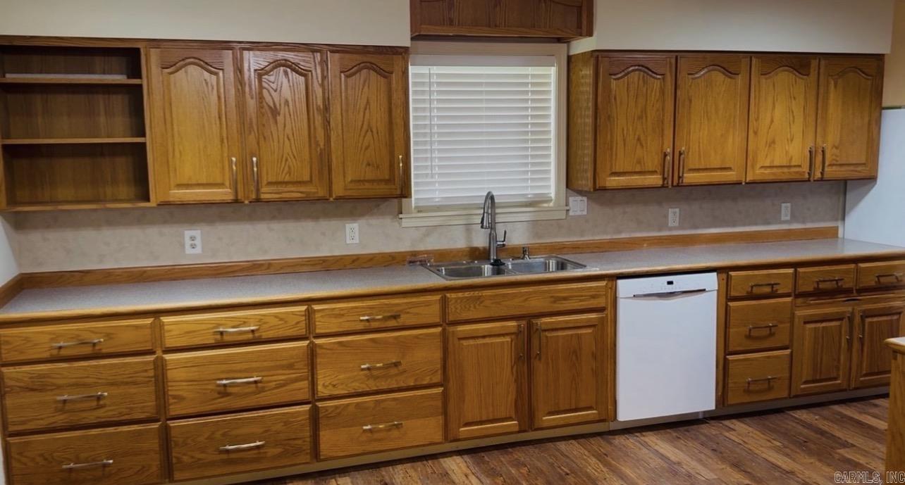 2421 hwy 95 E  Clinton, AR