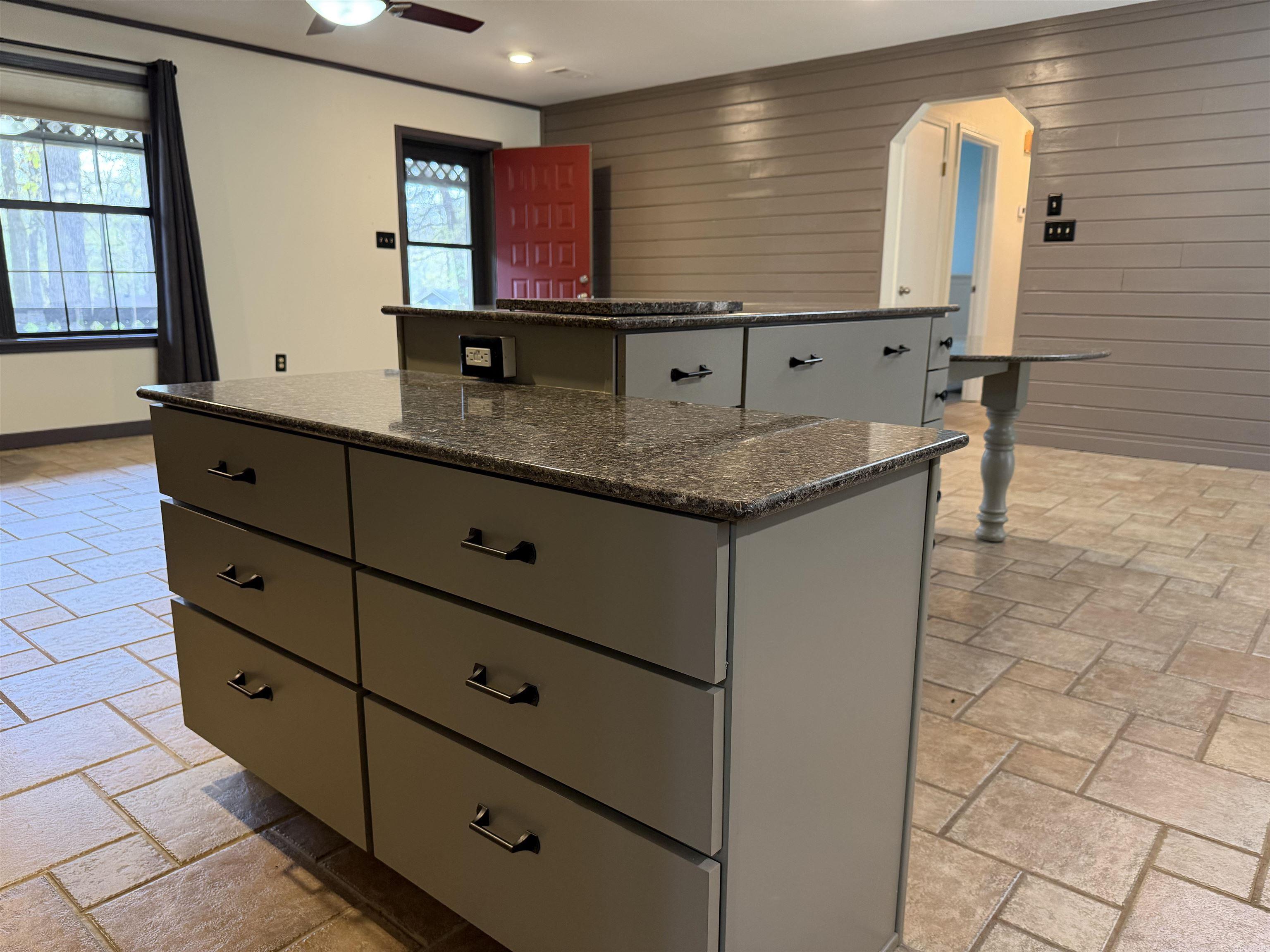 6 Cottontail  Conway, AR