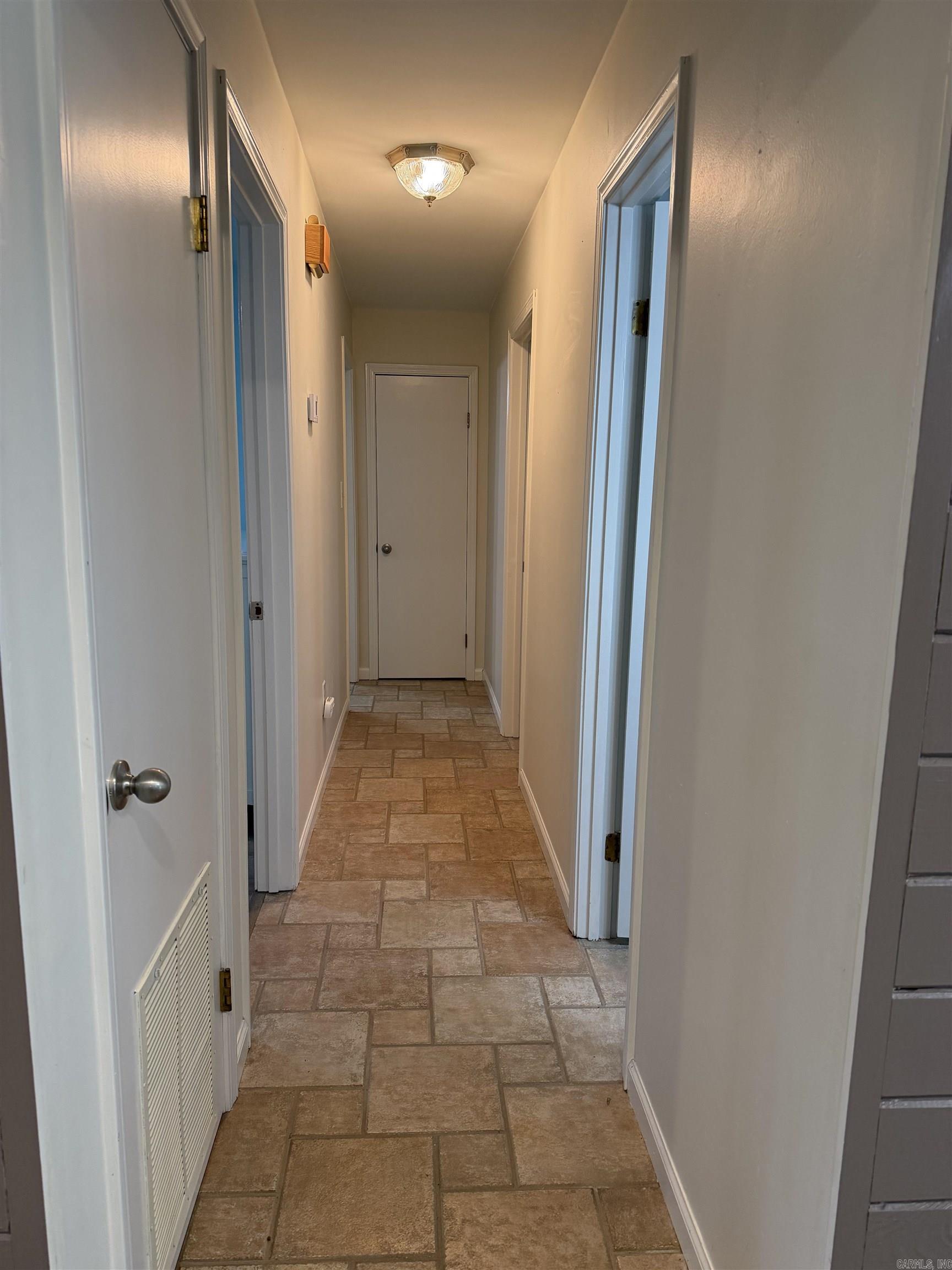 6 Cottontail  Conway, AR