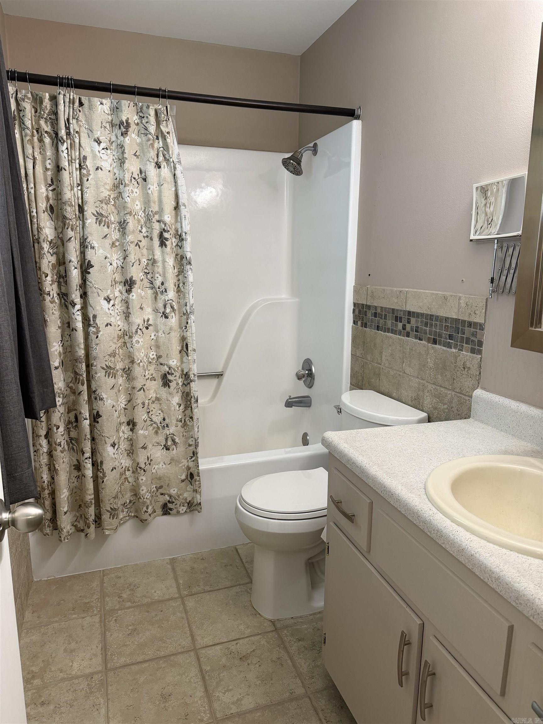 6 Cottontail  Conway, AR