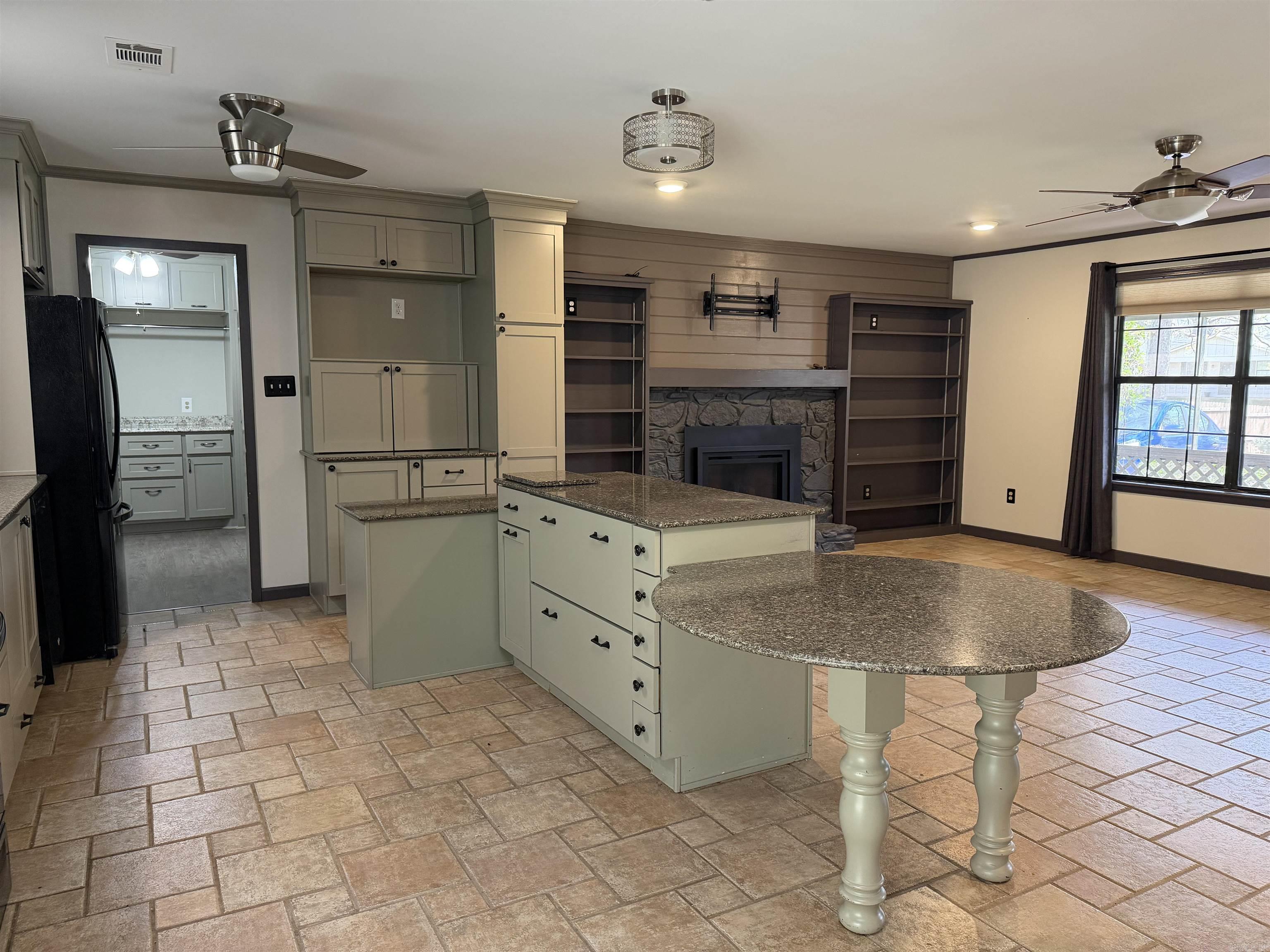 6 Cottontail  Conway, AR