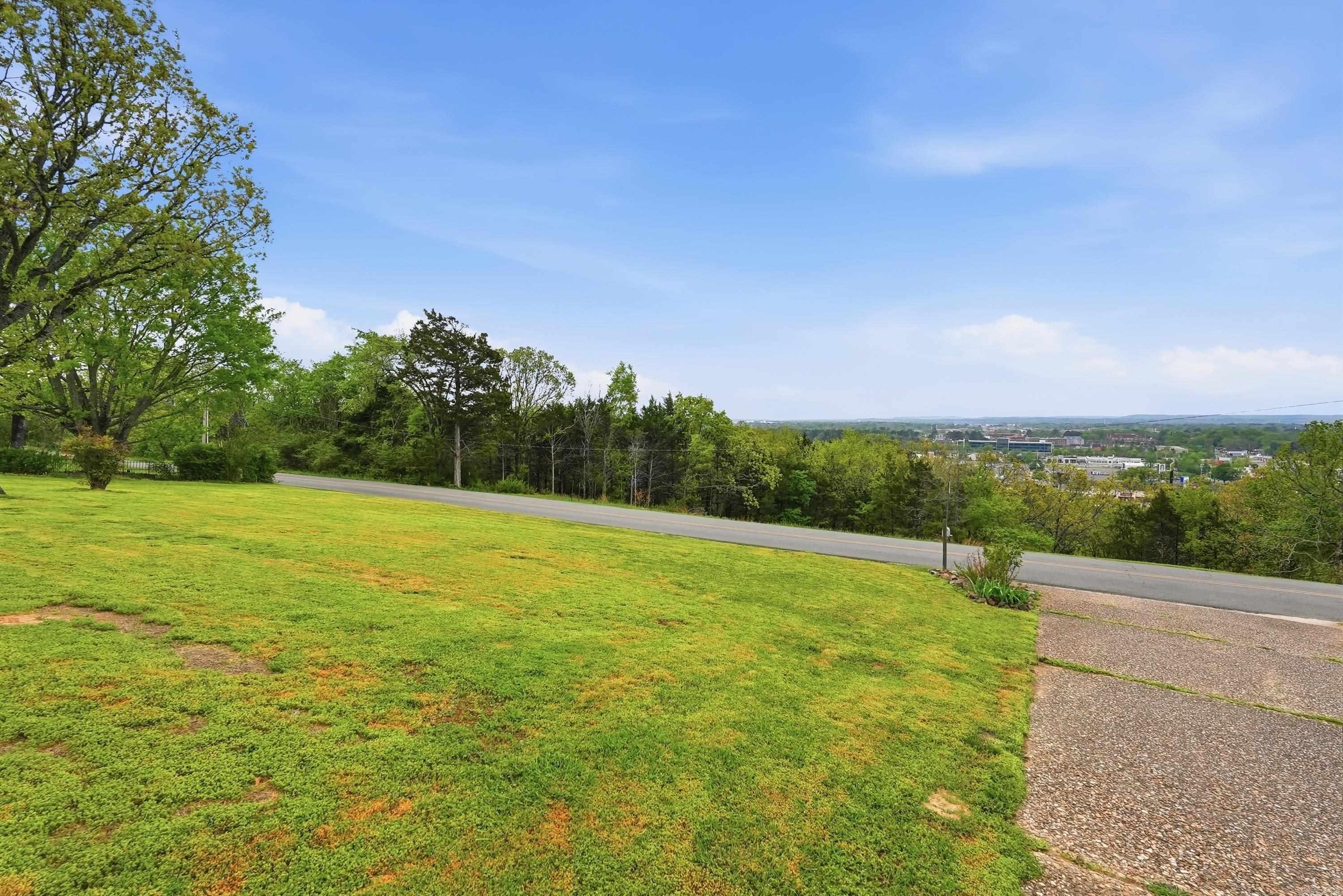 1000 Grandview Heights  Conway, AR