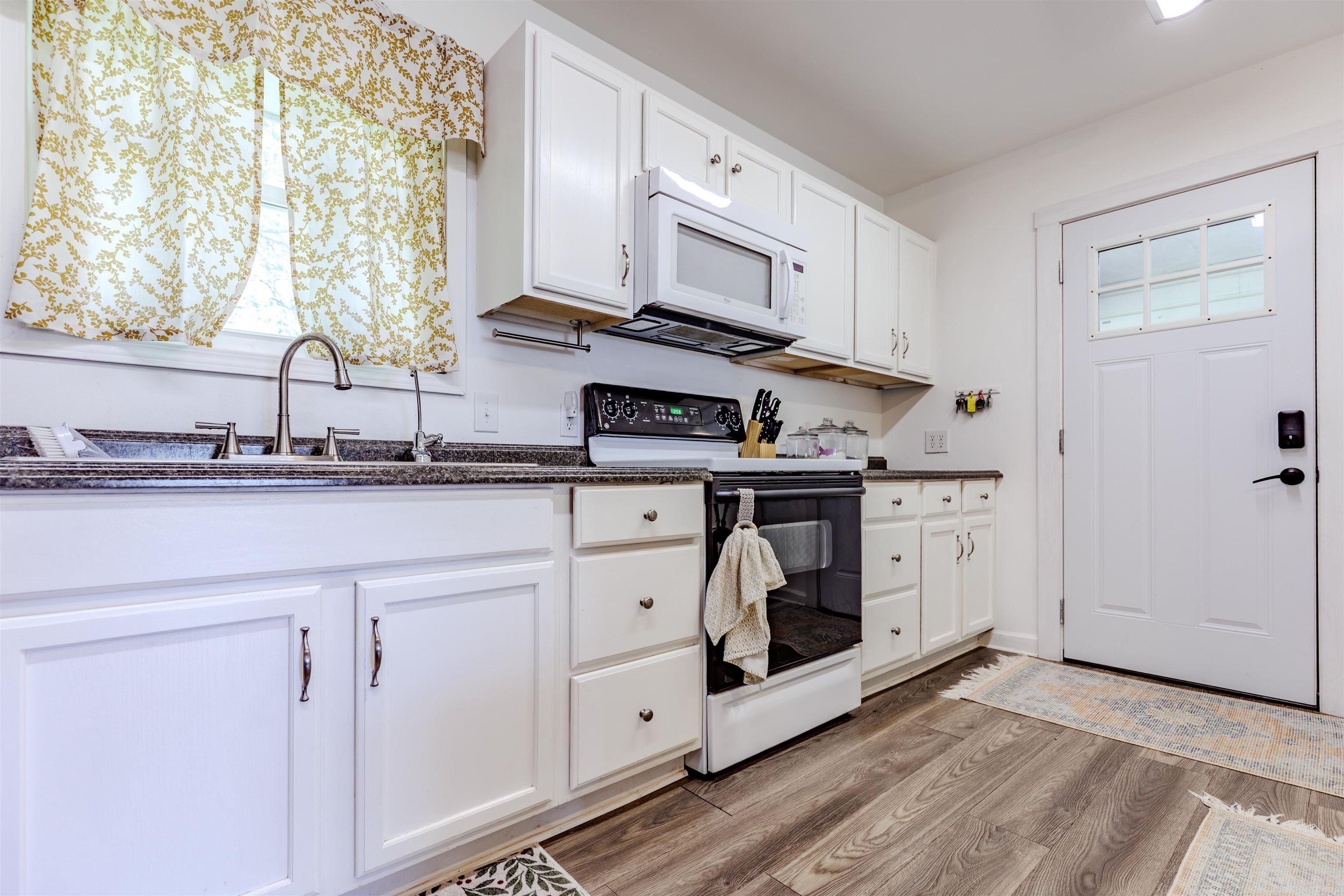 3566 Highway 60 W  Perryville, AR