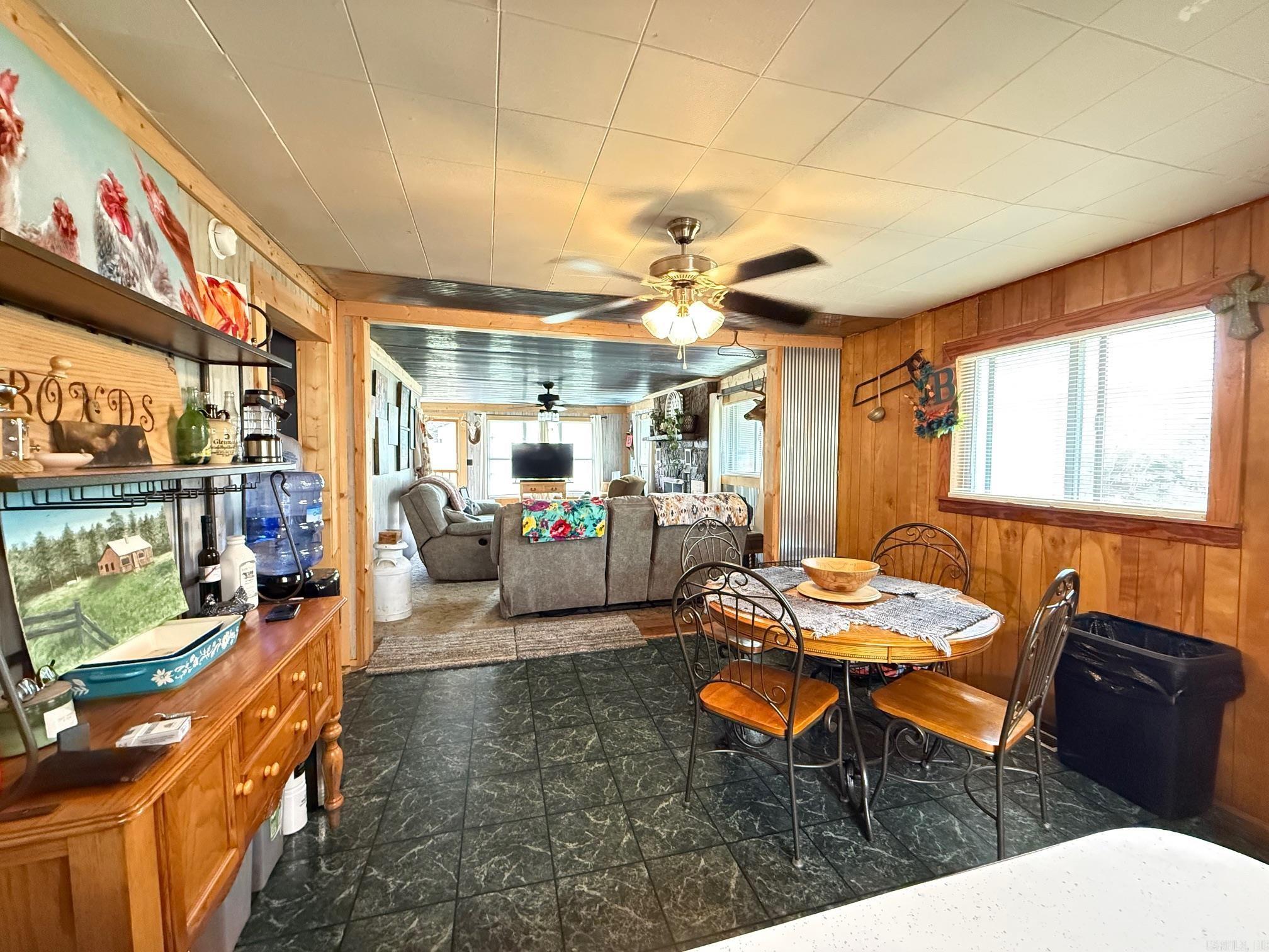 847 Highway 16E  Clinton, AR