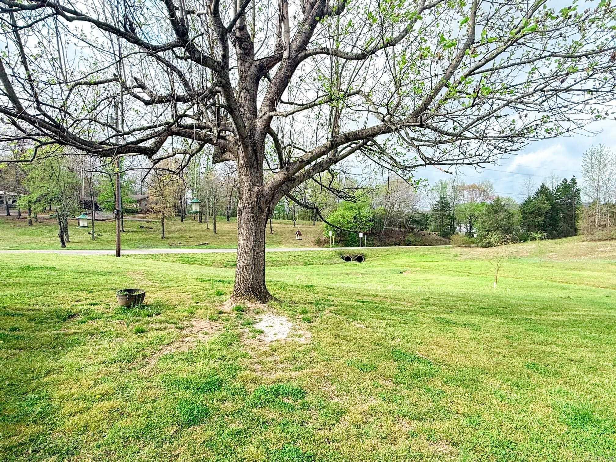 847 Highway 16E  Clinton, AR