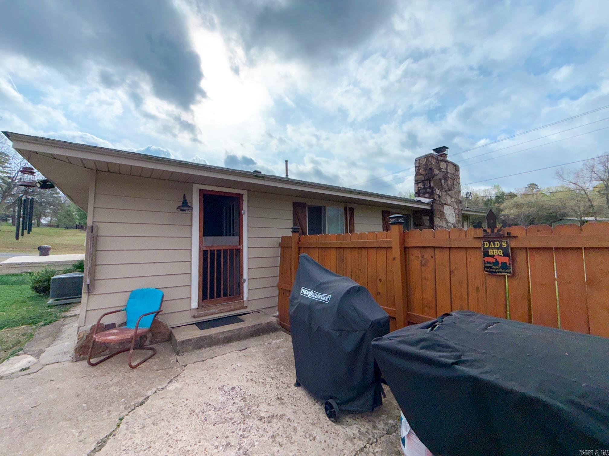 847 Highway 16E  Clinton, AR