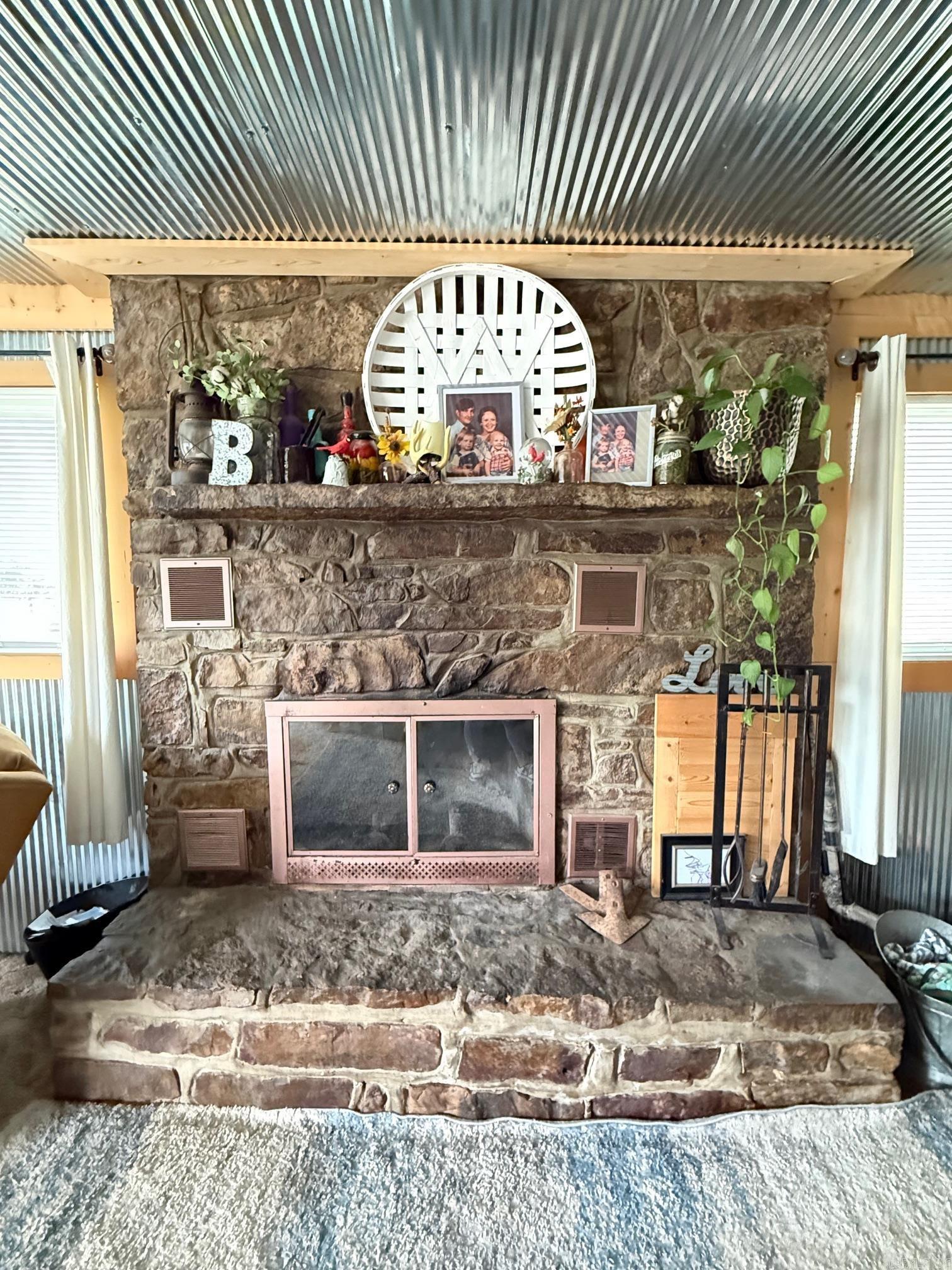 847 Highway 16E  Clinton, AR