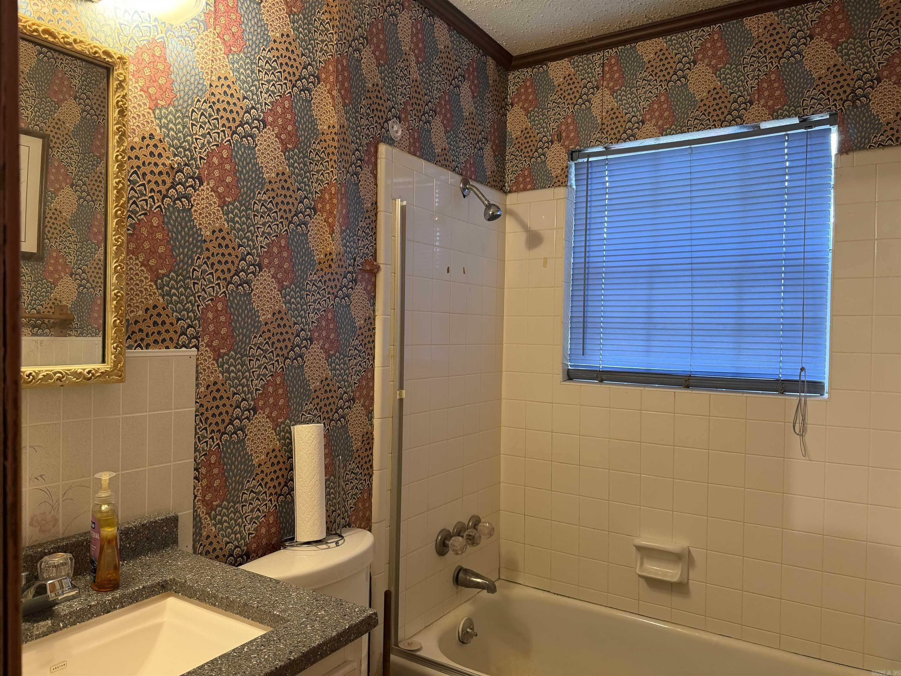 3803 W 17th  Pine Bluff, AR