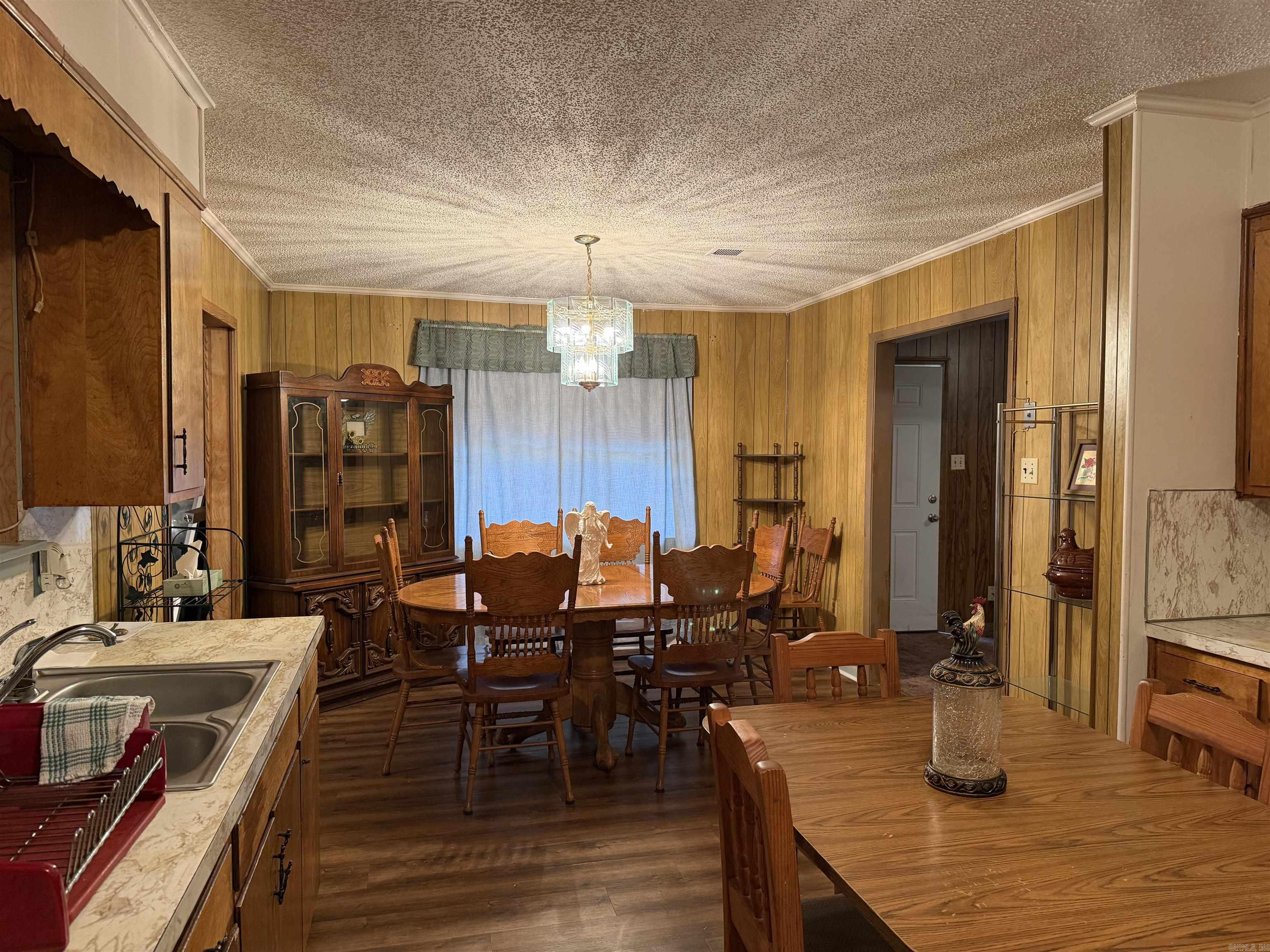 3803 W 17th  Pine Bluff, AR