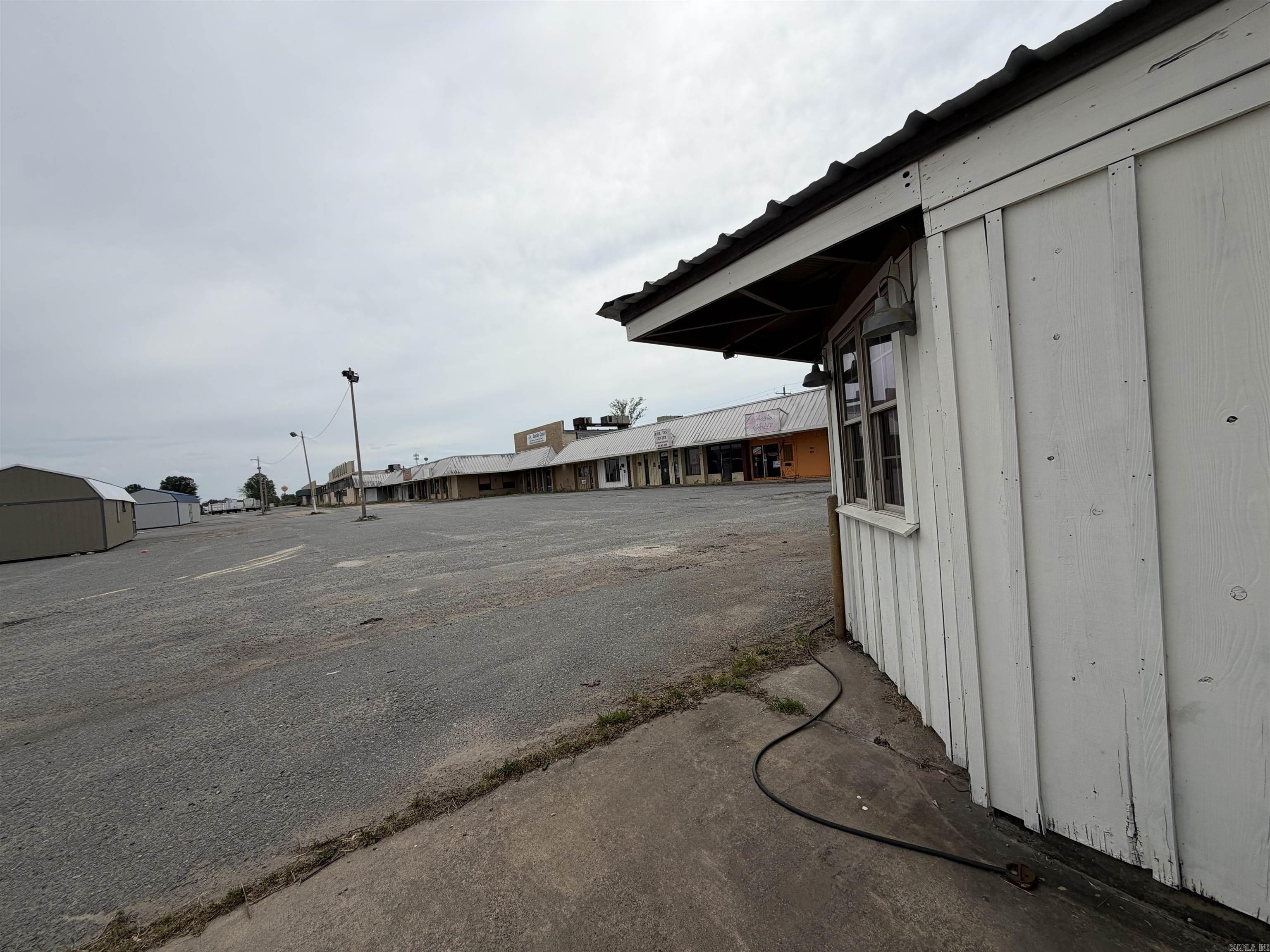 732 S HWY 65  Dumas, AR