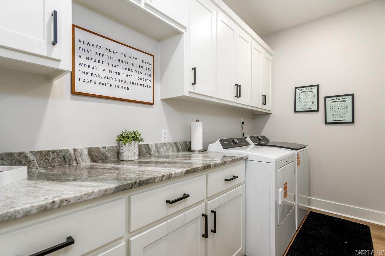 25 Dandelion  Greenbrier, AR