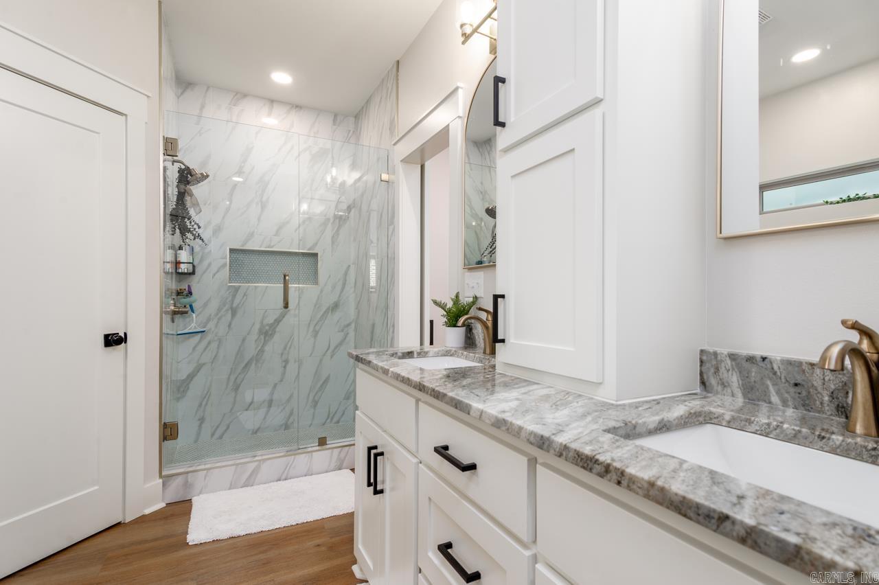 25 Dandelion  Greenbrier, AR