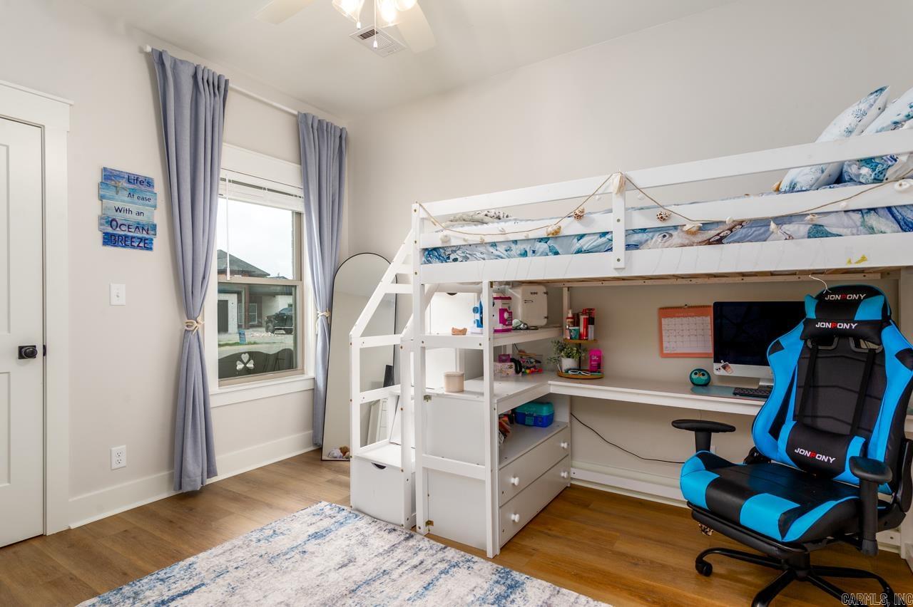 25 Dandelion  Greenbrier, AR