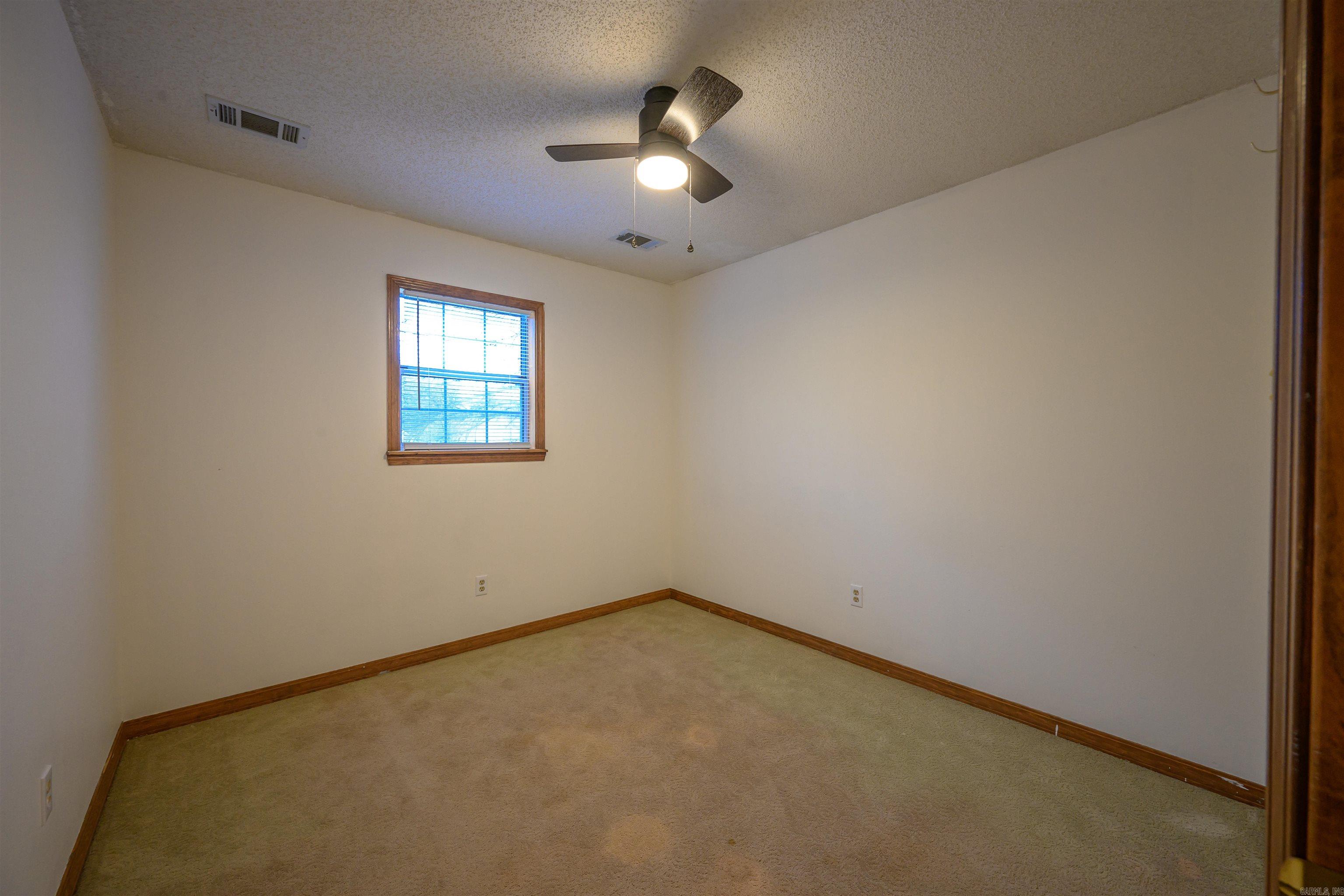 19 White Oak Circle  Searcy, AR