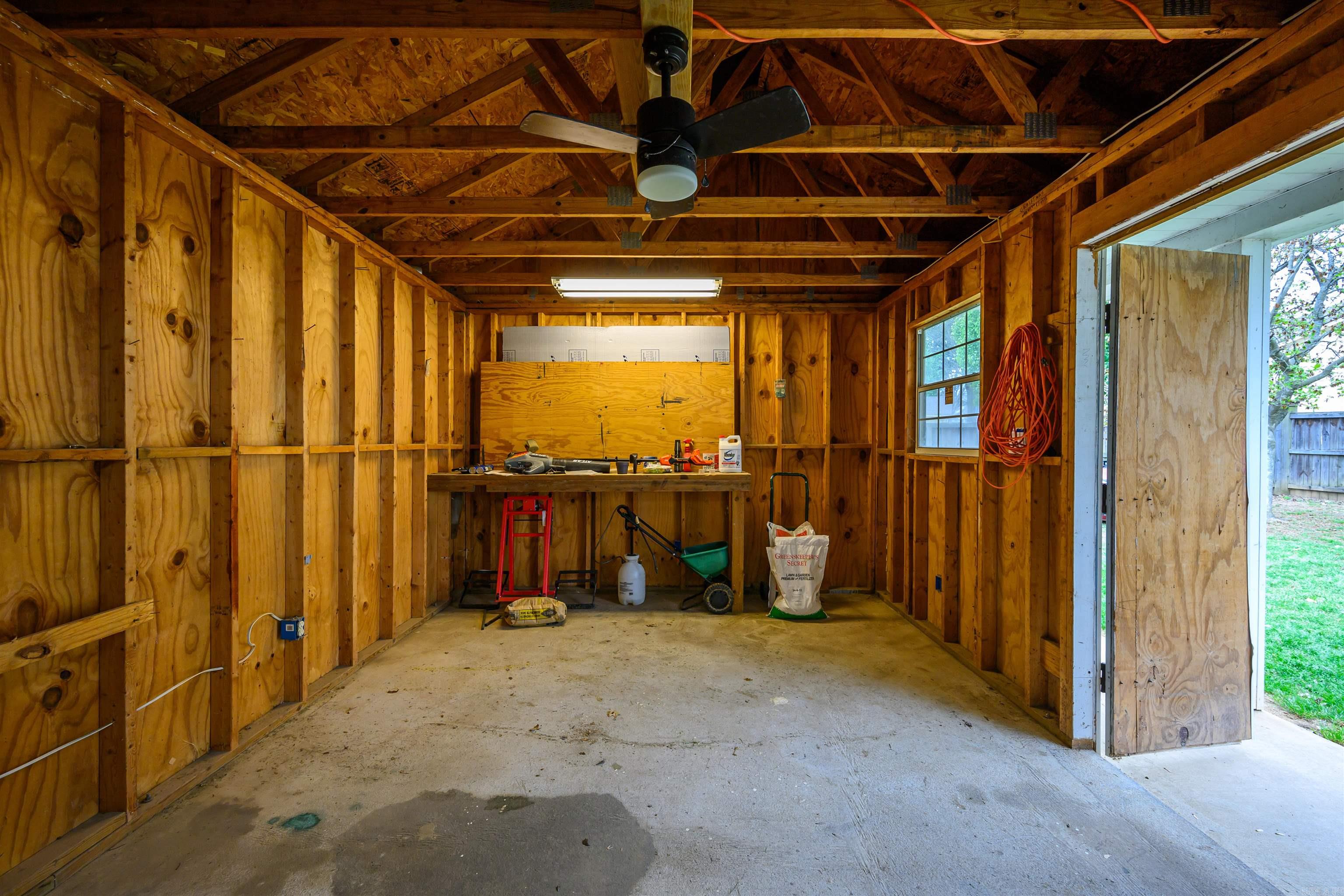 19 White Oak Circle  Searcy, AR