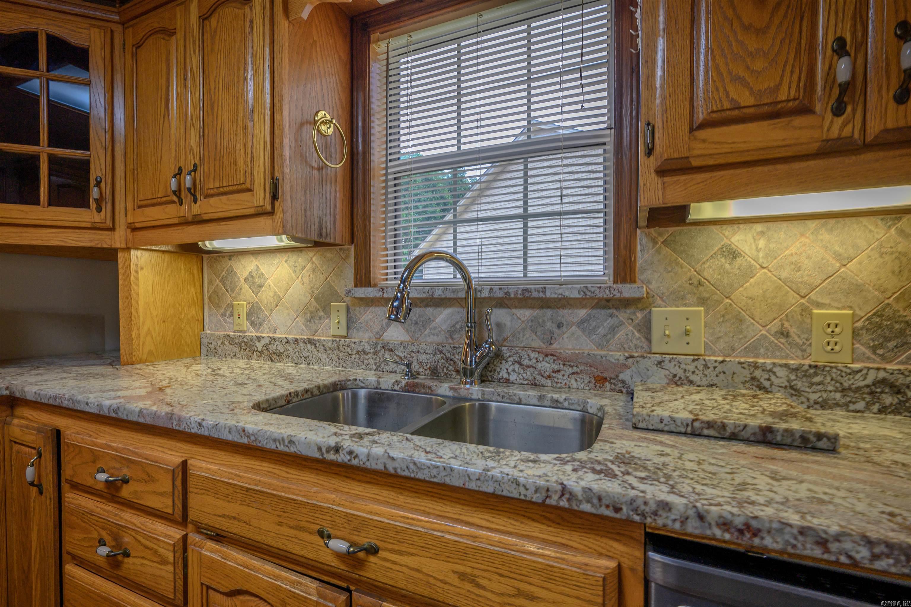 19 White Oak Circle  Searcy, AR