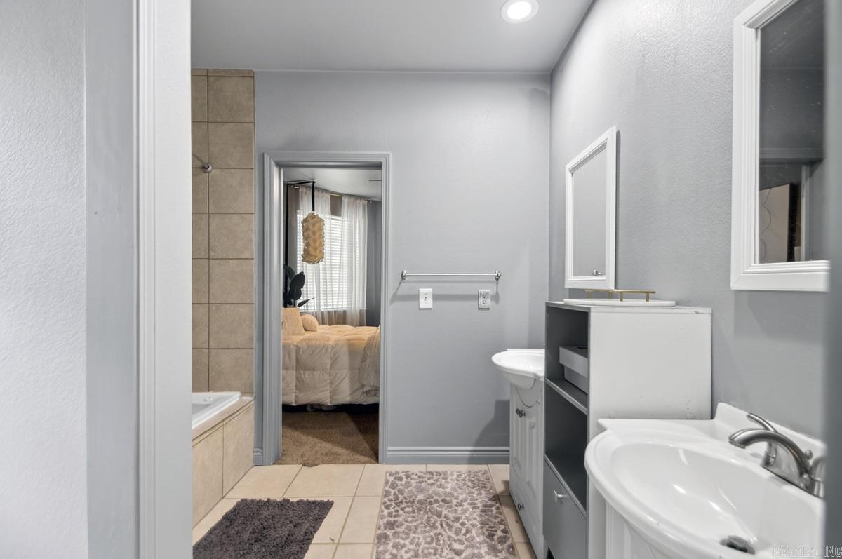 2711 Johnson Ln  Benton, AR