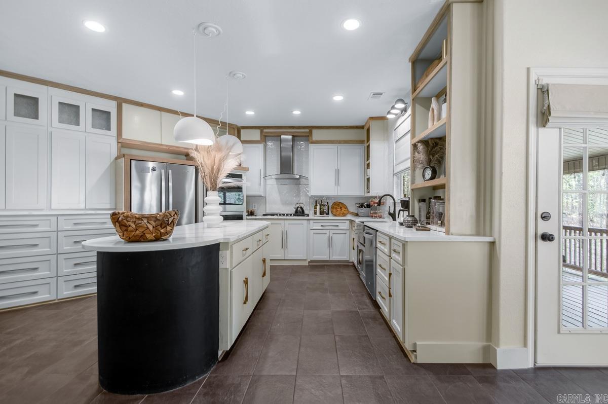 2711 Johnson Ln  Benton, AR