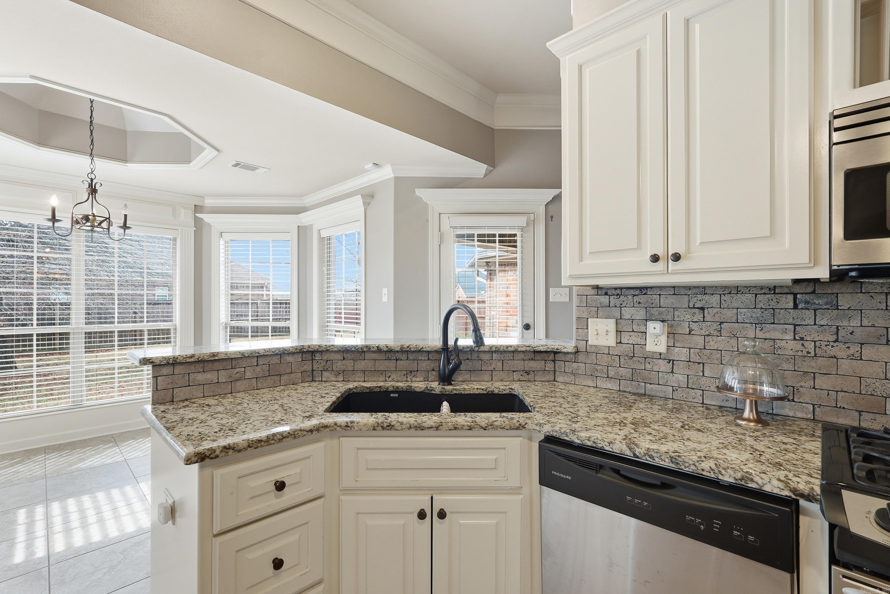 133 Cabanel  Maumelle, AR