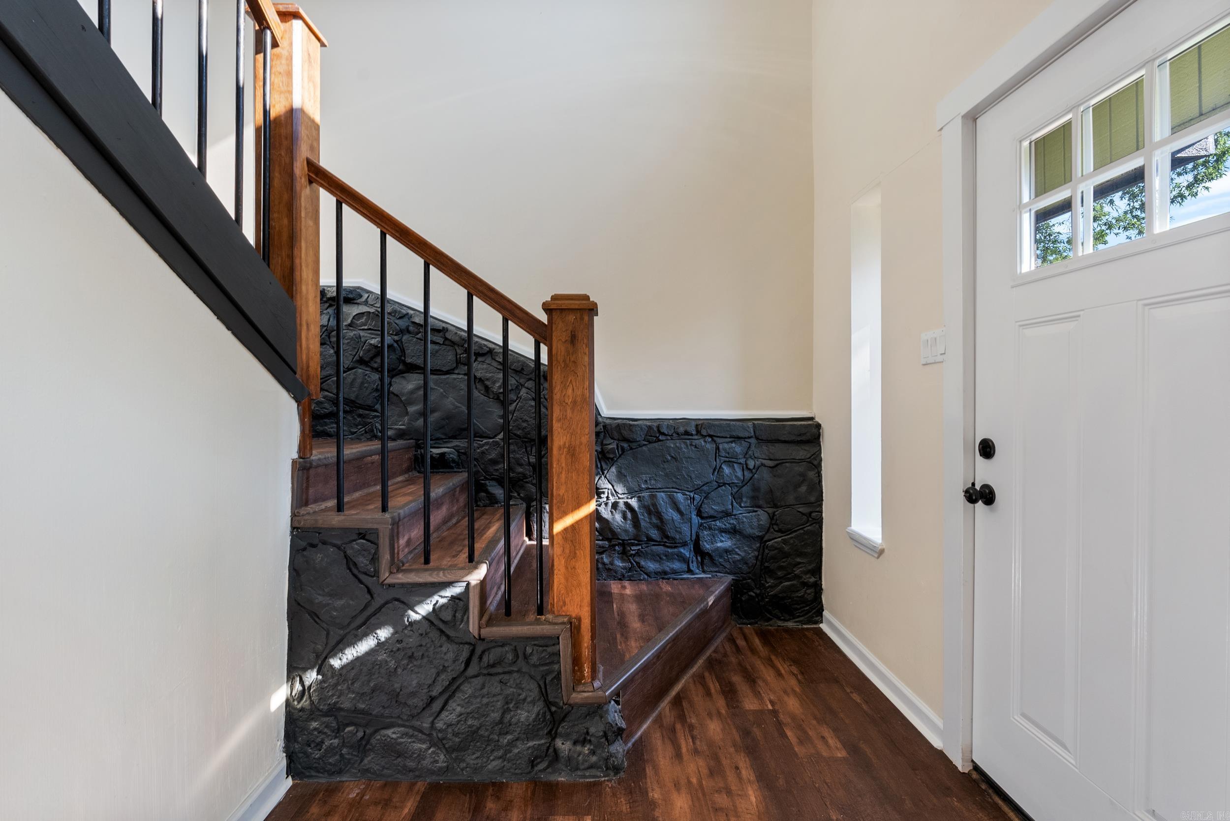 5 Random Oaks  Maumelle, AR