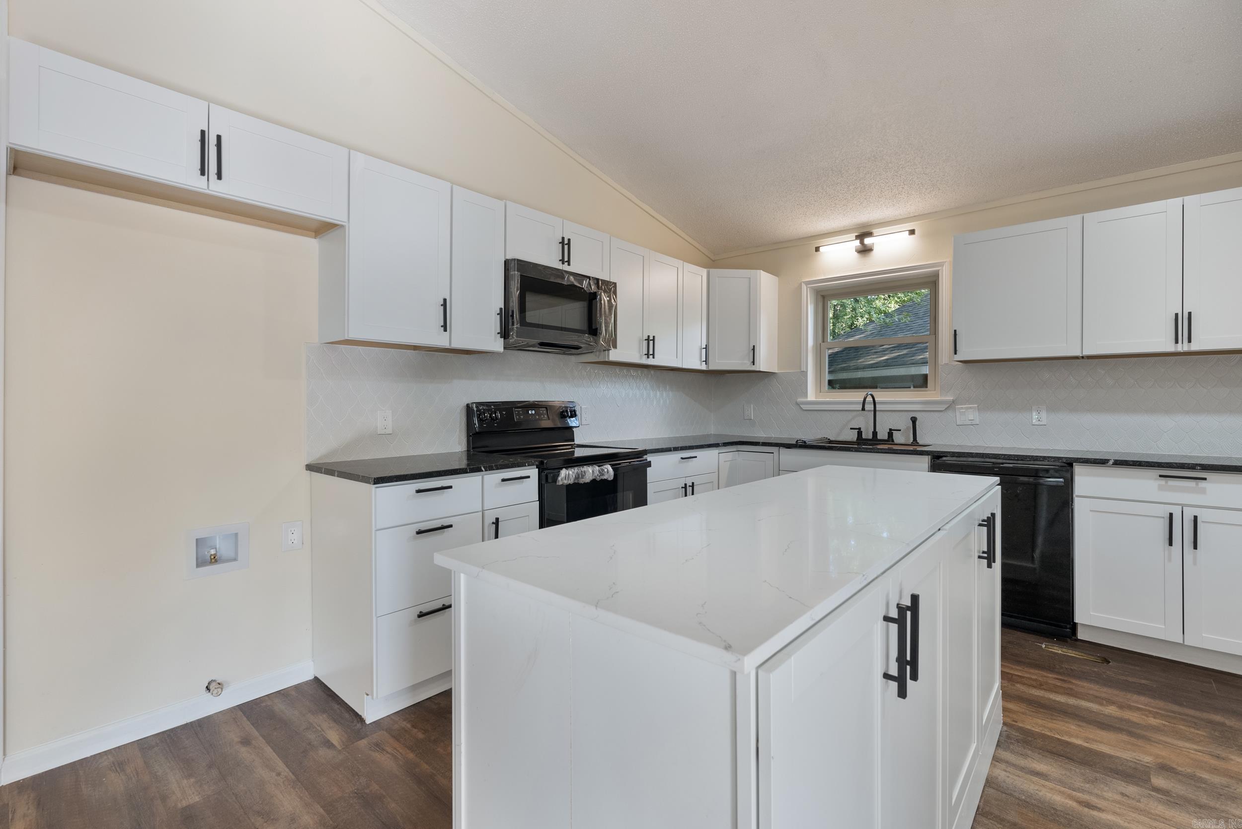 5 Random Oaks  Maumelle, AR