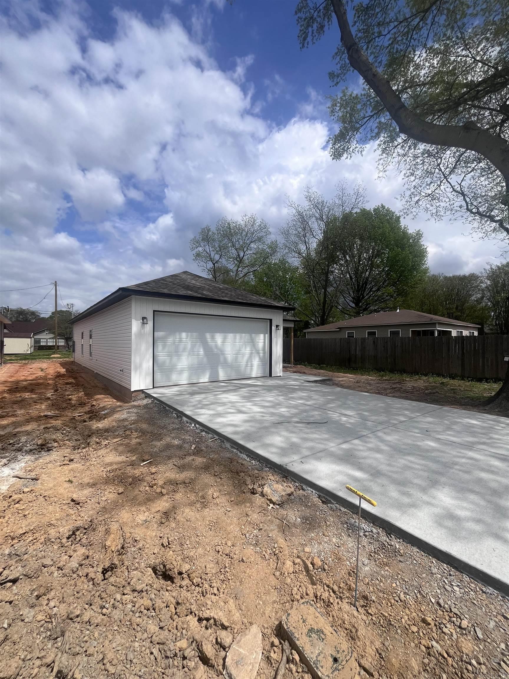 506 SW Fourth  Bryant, AR