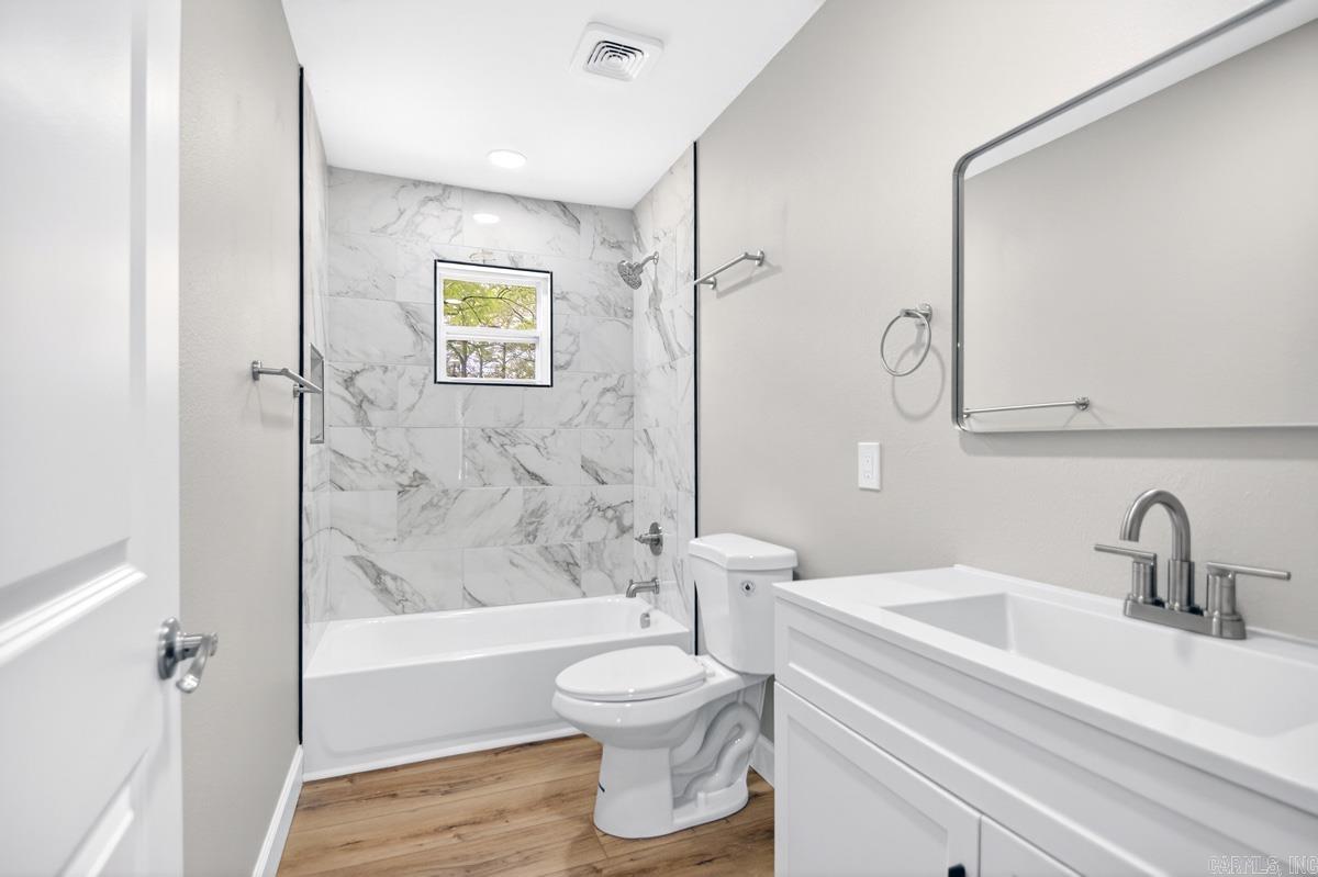 129 Shade Tree Ln  Jacksonville, AR