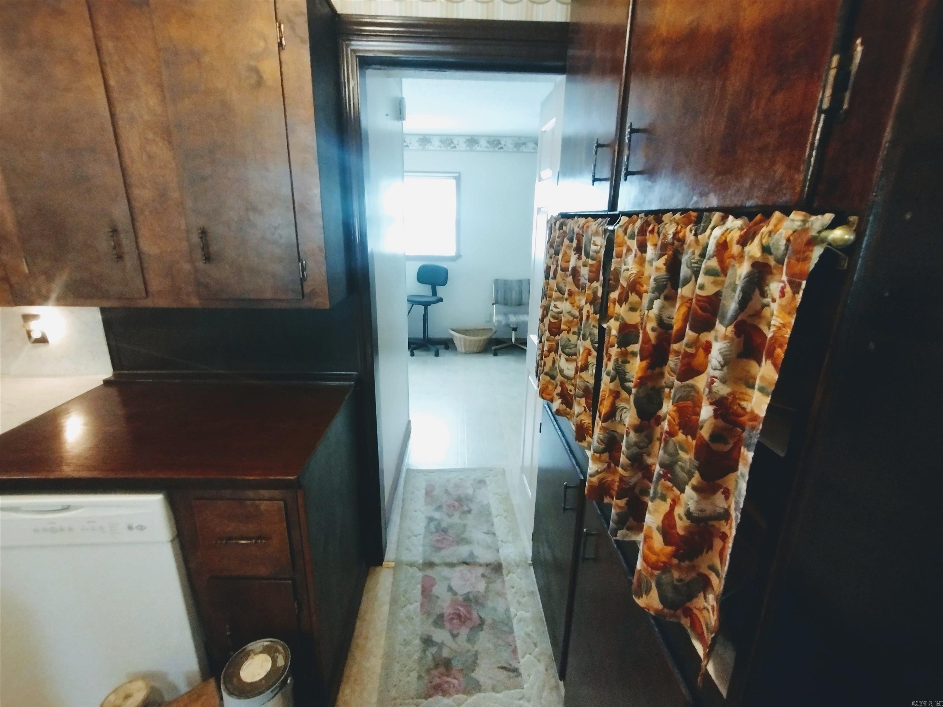 201 S Vine  Mountain View, AR