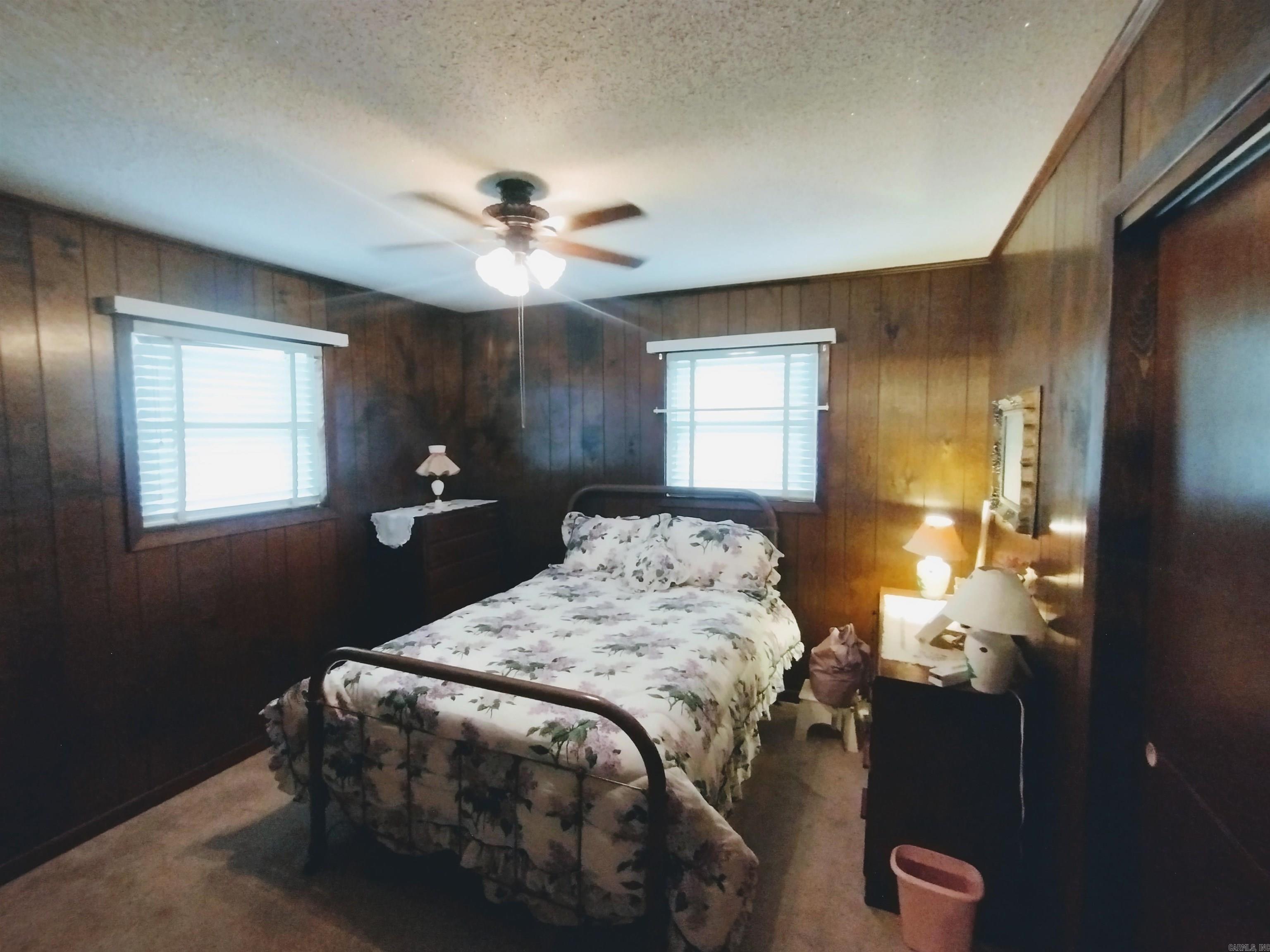 201 S Vine  Mountain View, AR