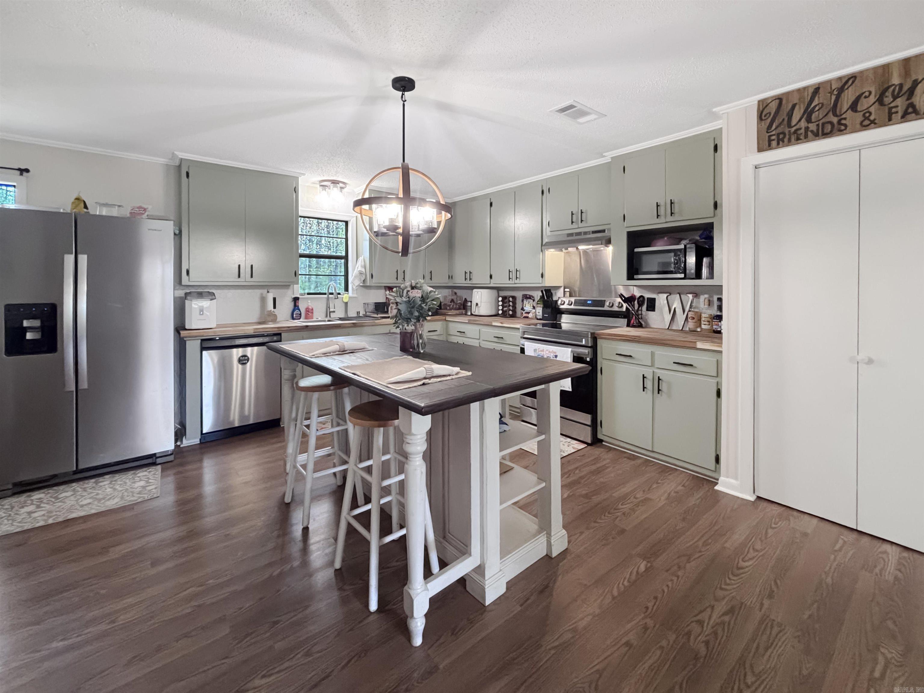 360 W Rowell  Rison, AR