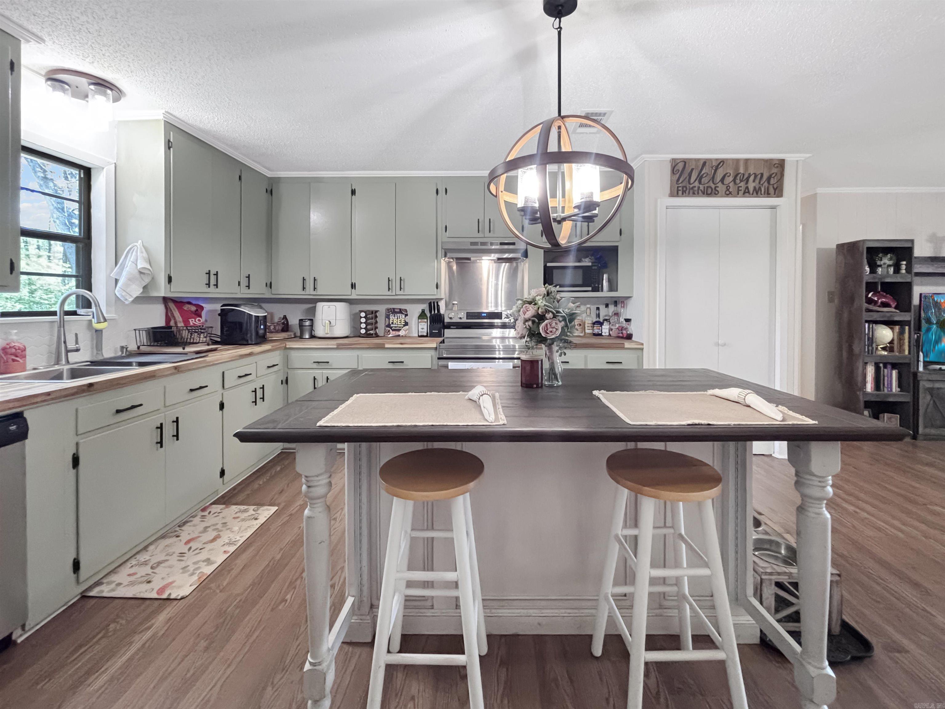 360 W Rowell  Rison, AR