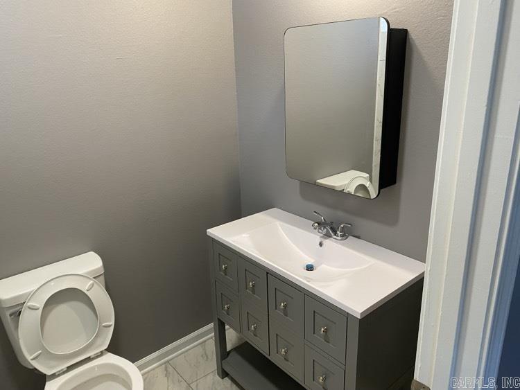 21917 E State Highway 22  Delaware, AR