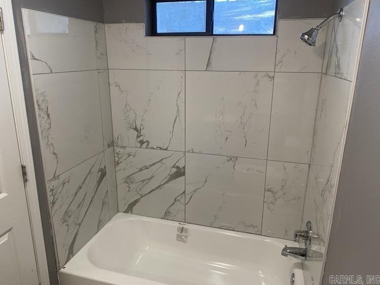 21917 E State Highway 22  Delaware, AR