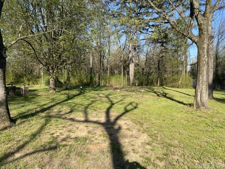 21917 E State Highway 22  Delaware, AR